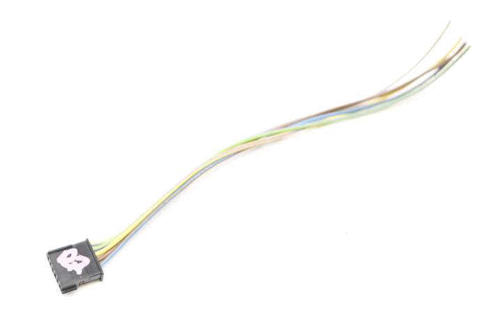 Outer Tail Light / Lamp Wiring Harness Connector / Pigtail 63216909052 main product photo