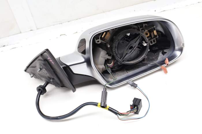 Side View Door Mirror W/ Memory 8T1857410AK main product photo