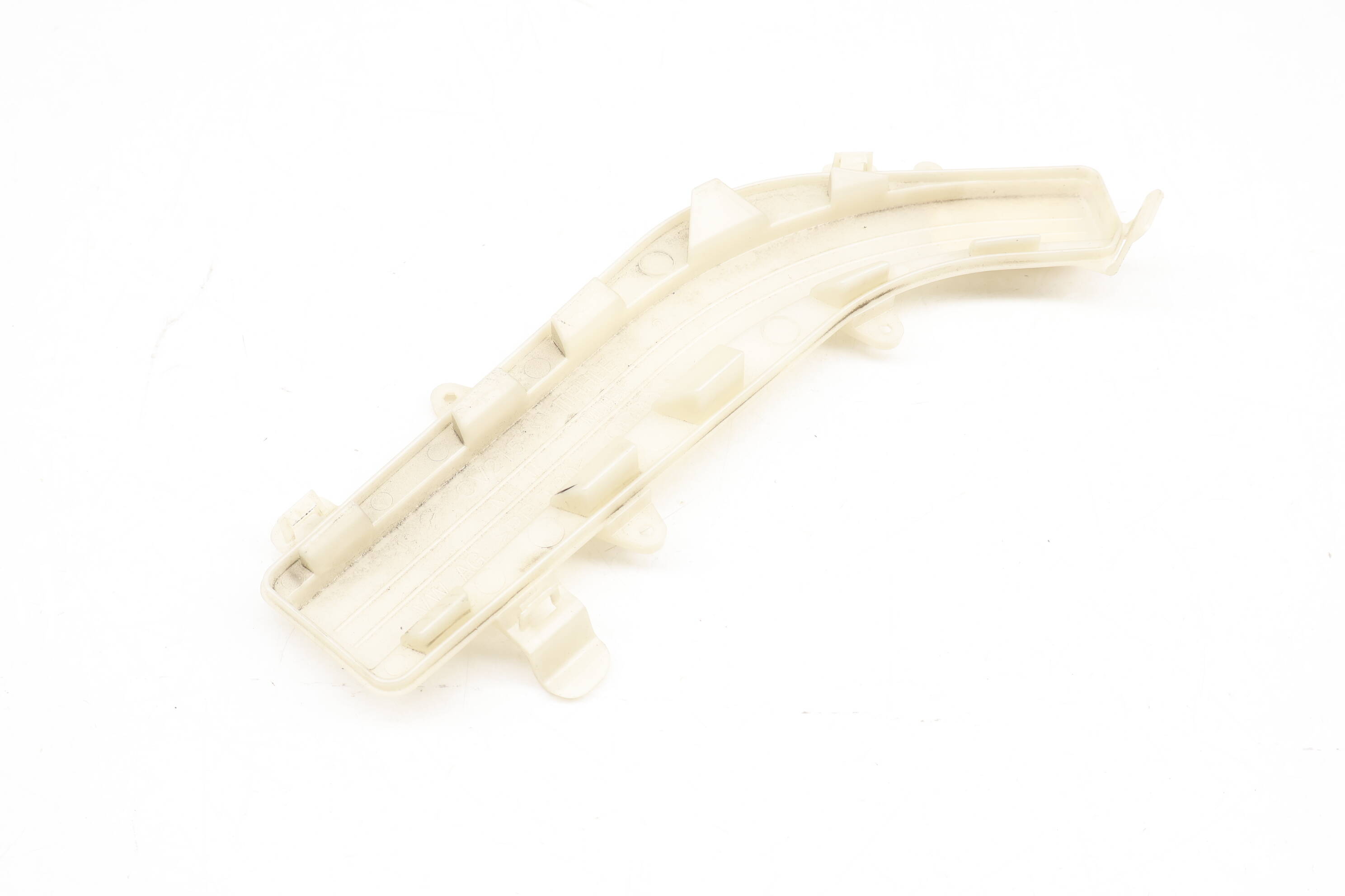 Cabin Air Filter Cover 4M1819422 PAB81942200