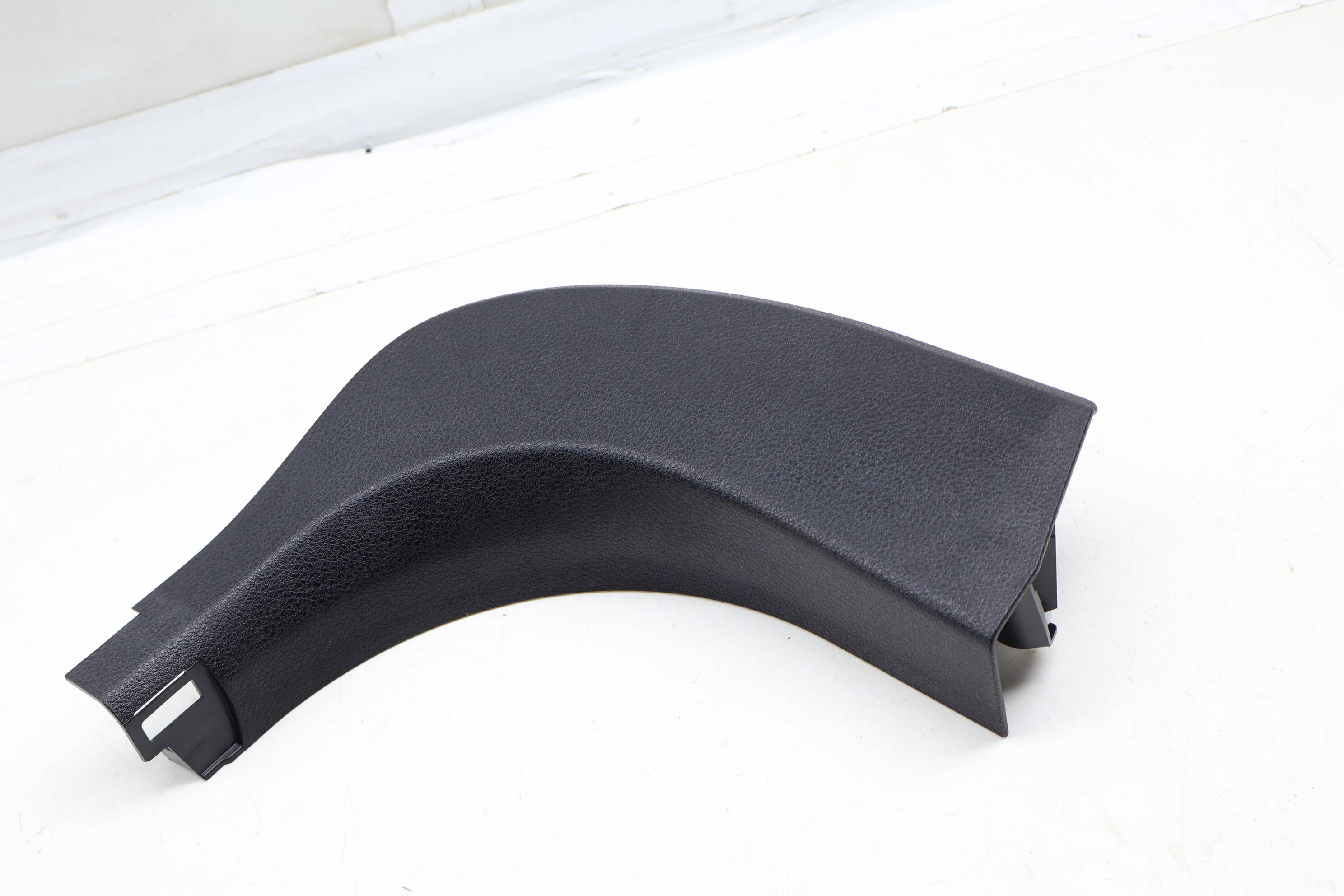 Lower Kick Panel Cover / Trim 51439162736