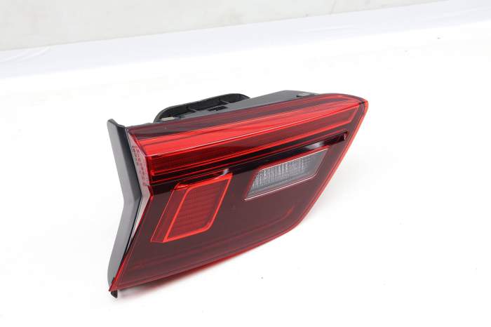 Inner Tail Light / Lamp 5NN945093 main product photo