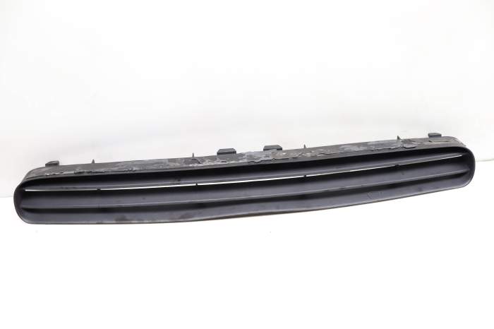 Upper Center Bumper Grille 7L5807683A 95550568301 main product photo