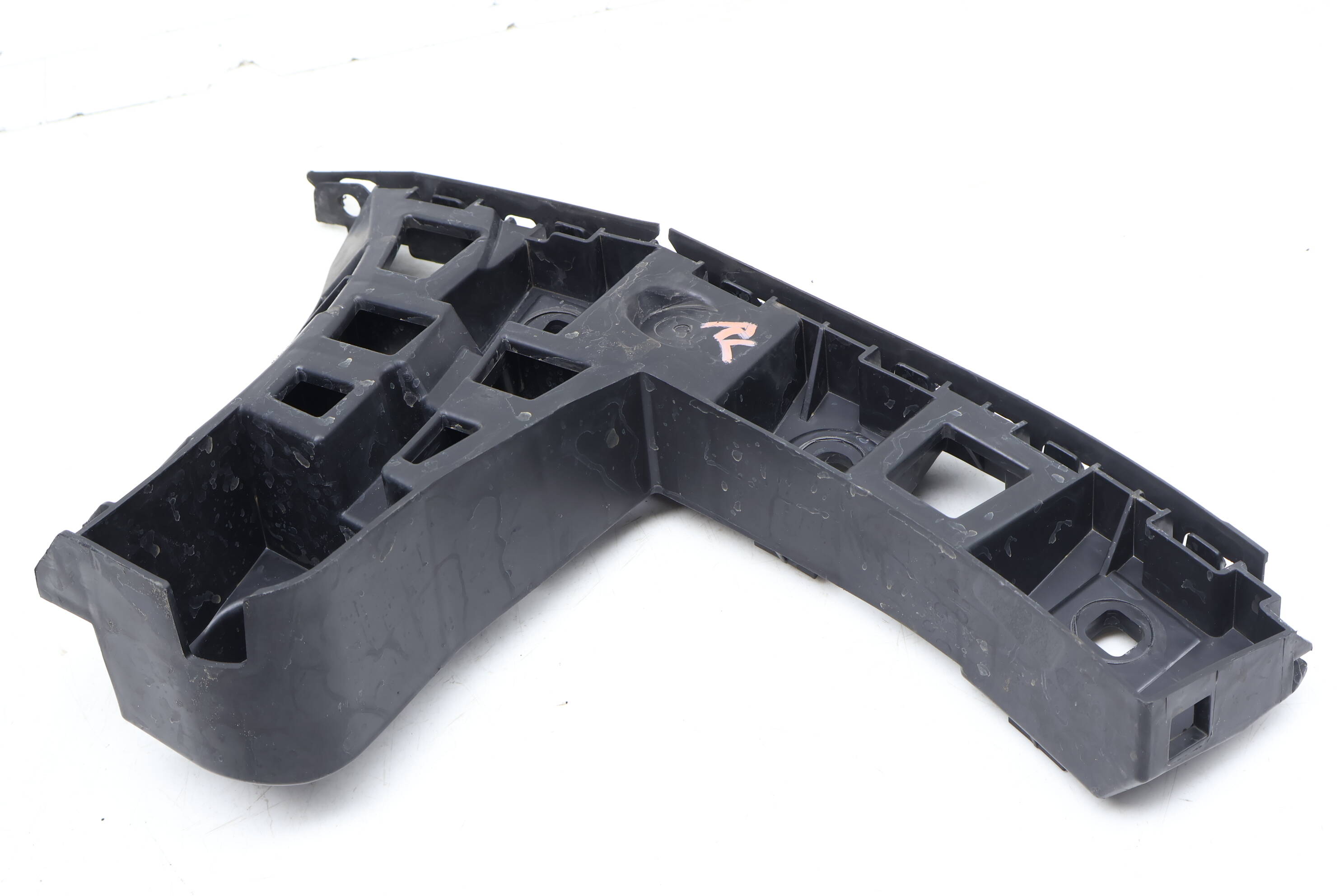 Bumper Guide / Mount Bracket 2GJ807393