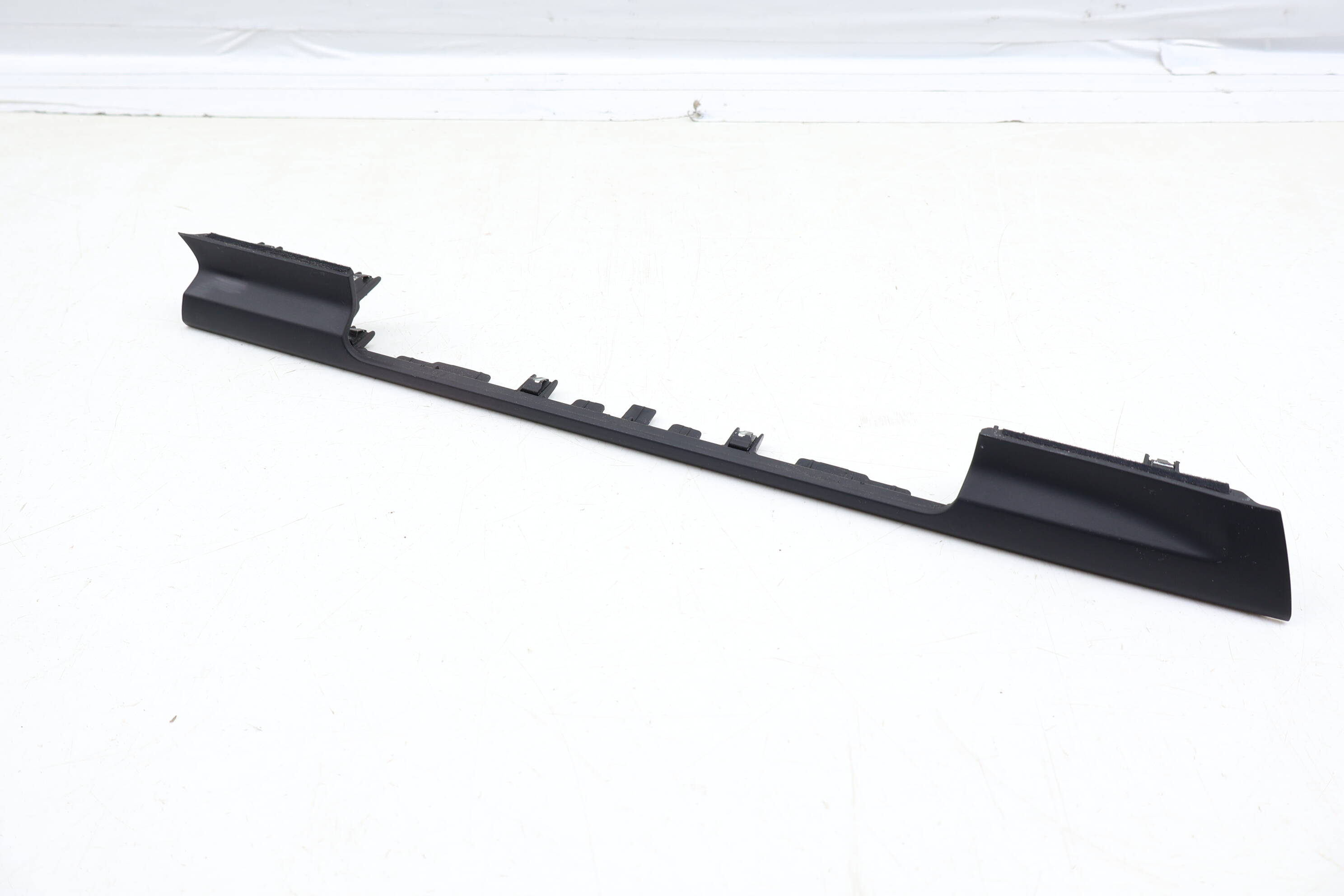 Lower Center Dash / Display Trim 8W1857304