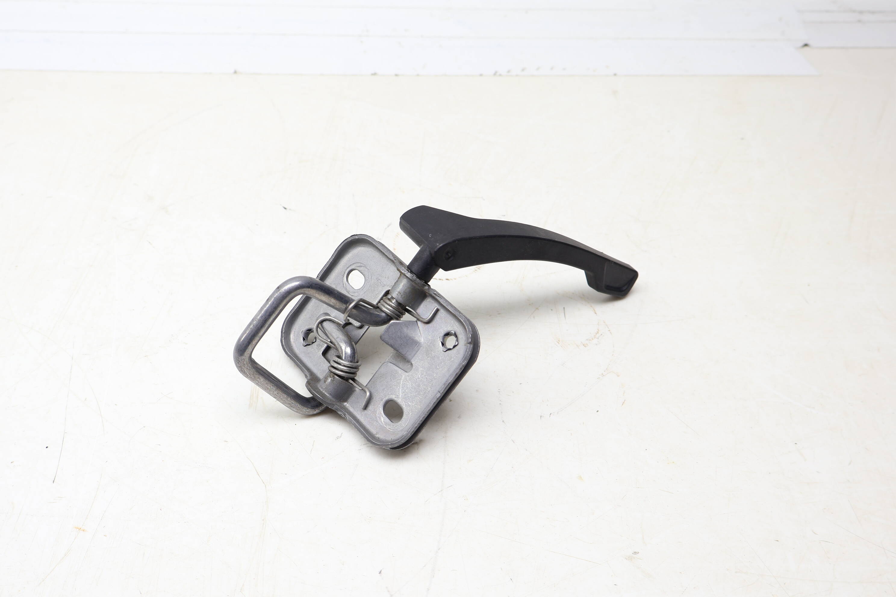 Upper Hood Latch / Lever 11A823186B