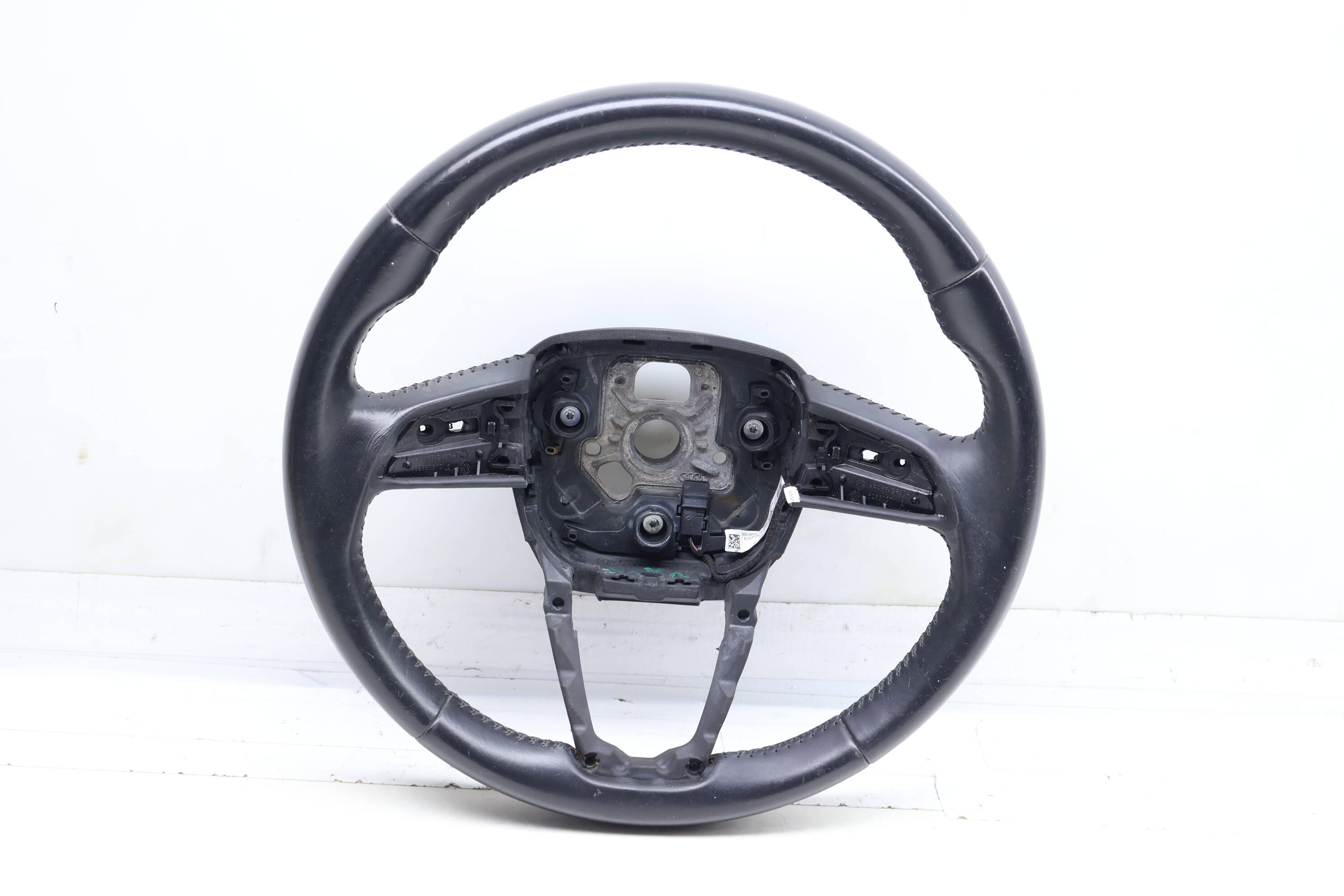 3-Spoke Leather Steering Wheel 4M0419091M
