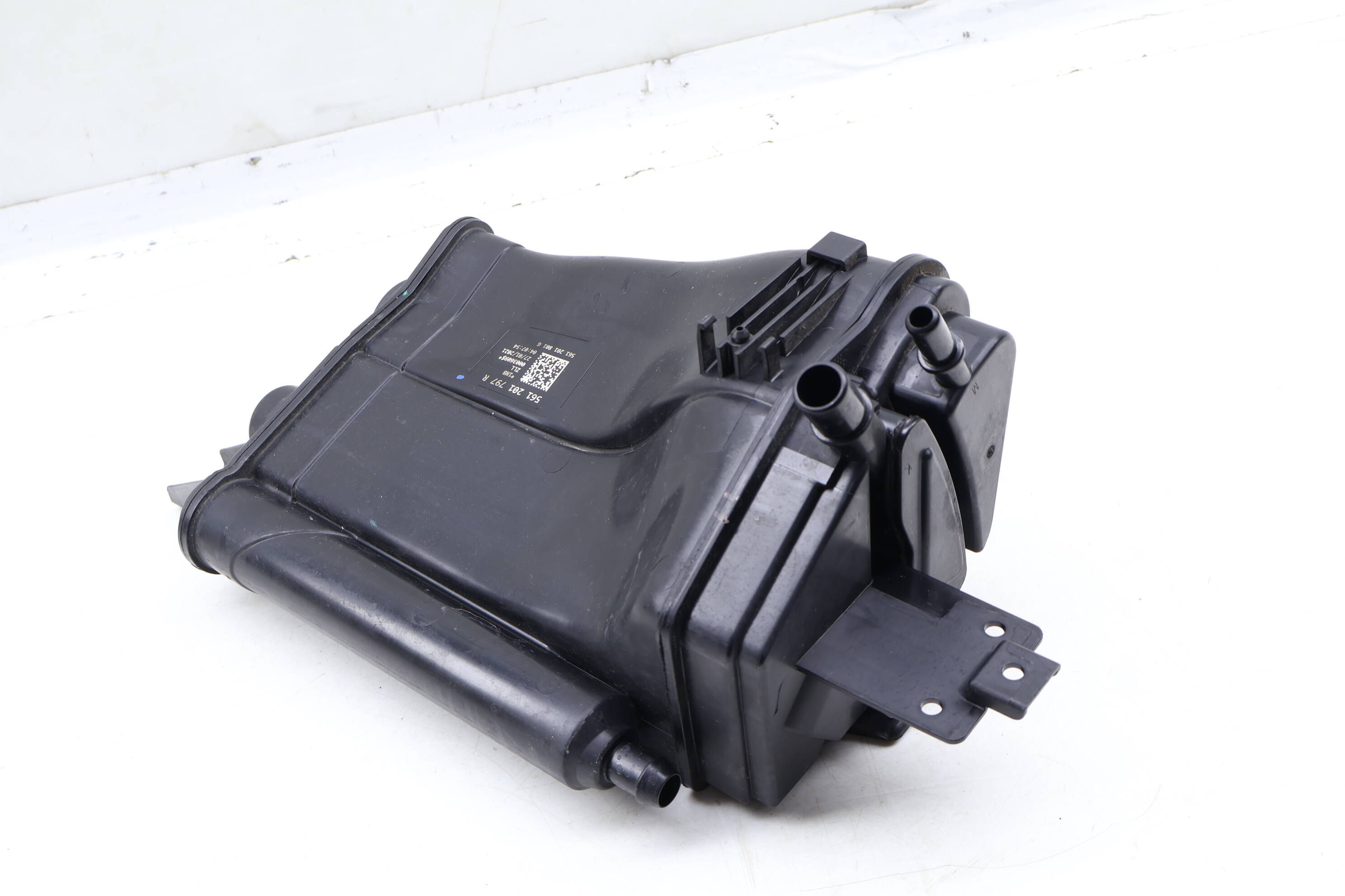 Fuel Evap Charcoal Canister 561201797R