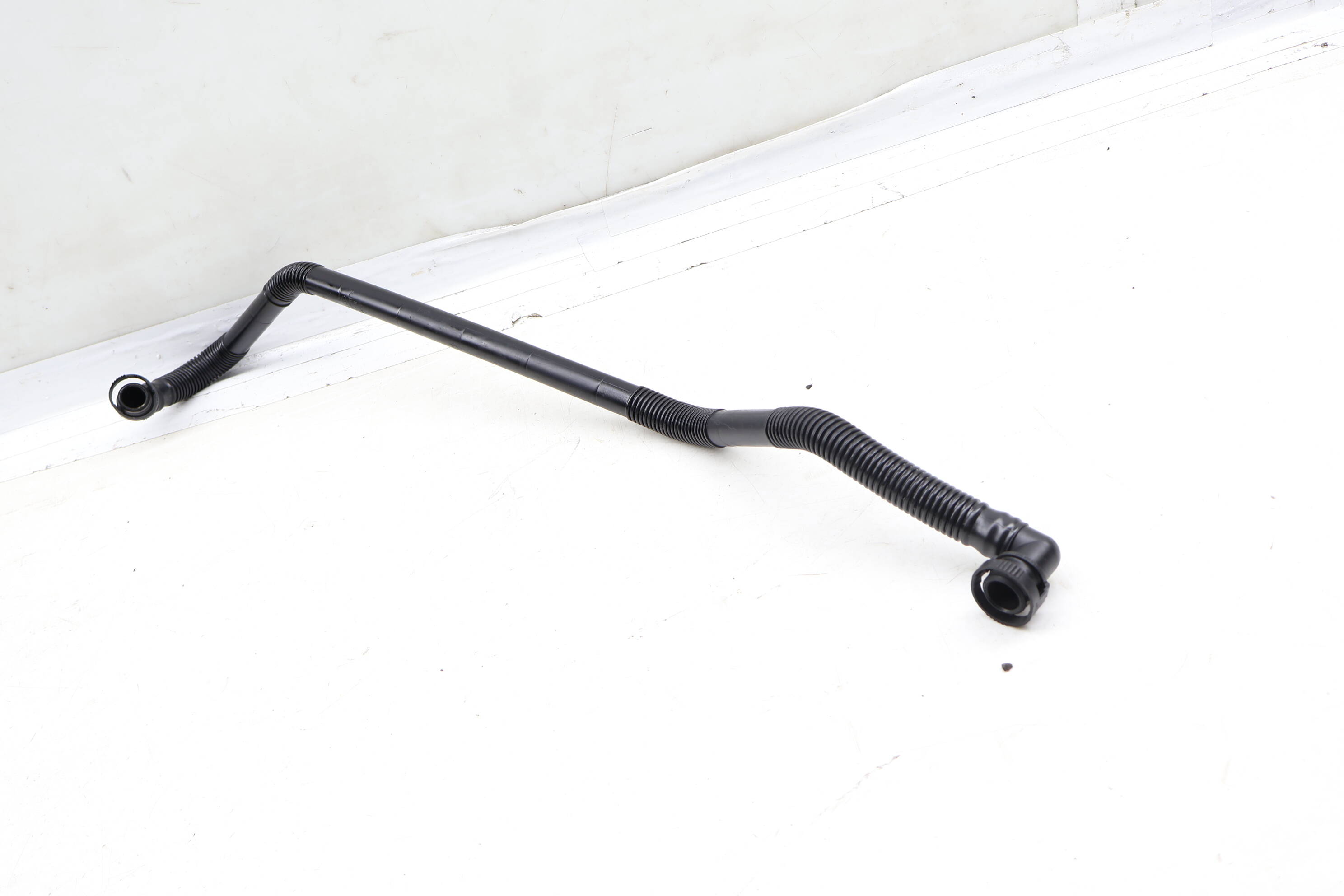 Secondary&#x20;Air&#x20;Pump&#x20;Hose&#x20;&#x2F;&#x20;Line&#x20;078133817K