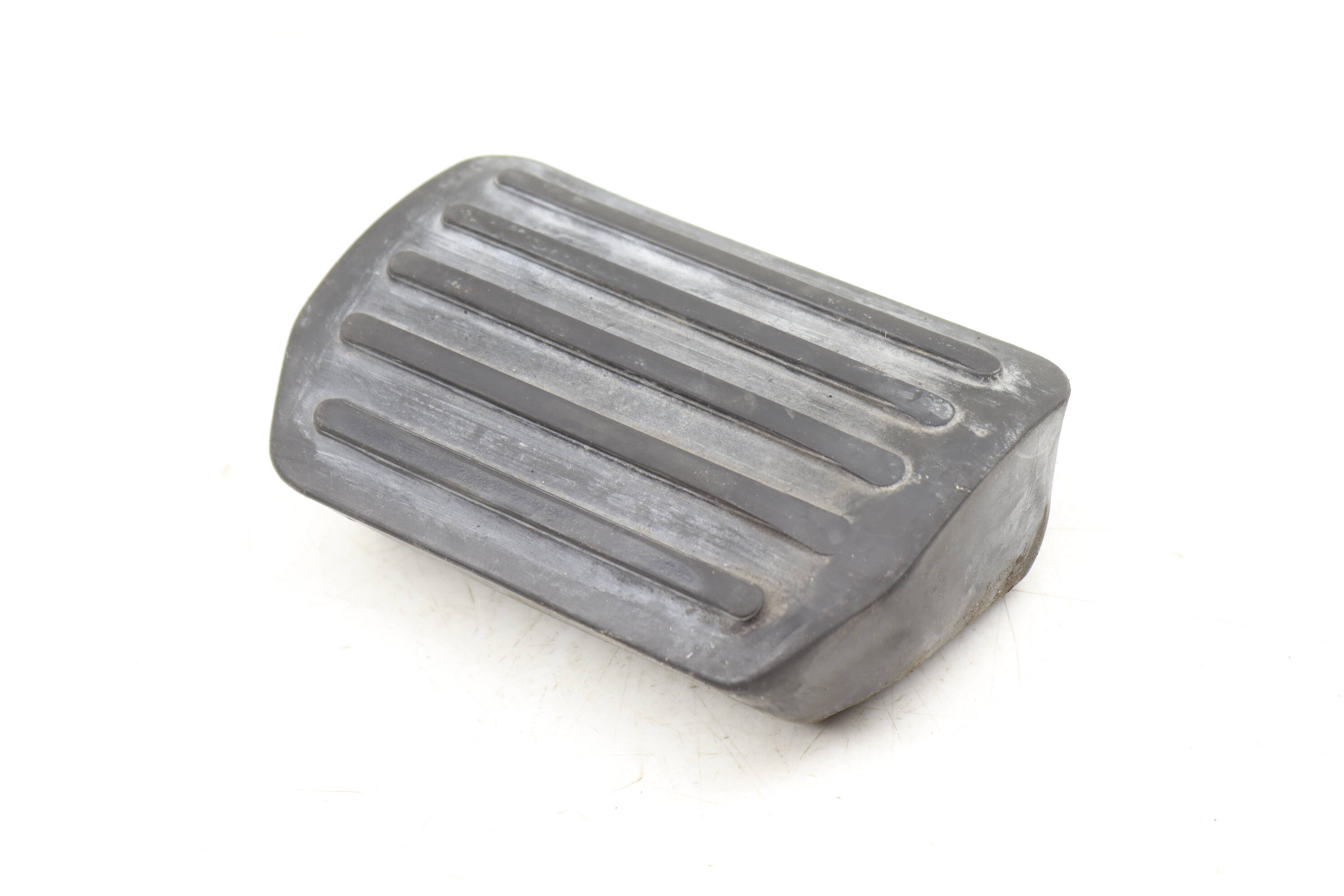 Brake Pedal Pad / Cap 7L5723173 95542321200