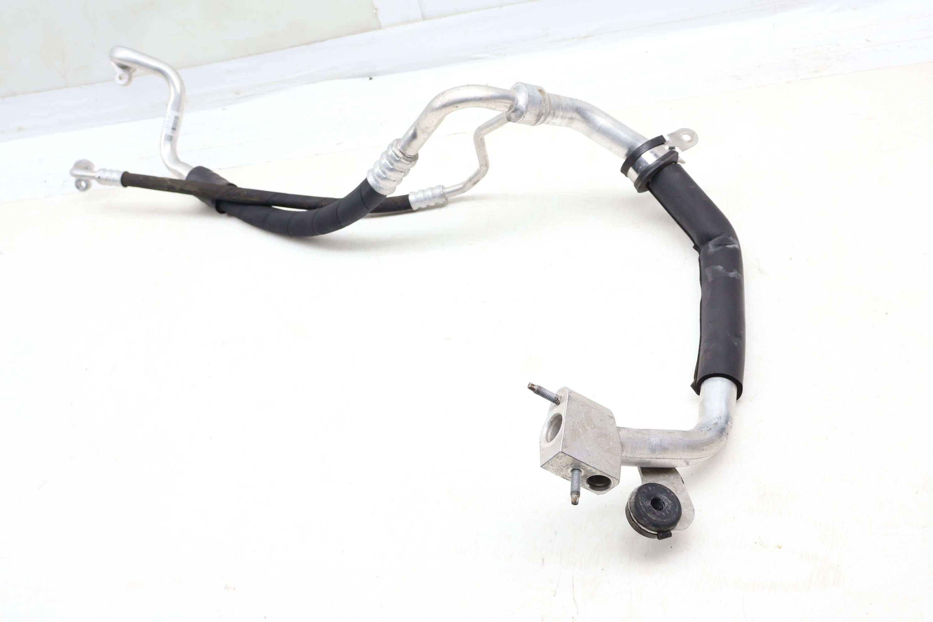 Ac Hose / Line / Pipe 2128305815