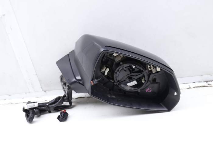 Side View Door Mirror 80B857410C main product photo