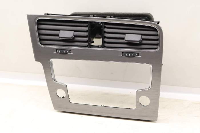 Center Dash Air Vent 5GM819728D main product photo