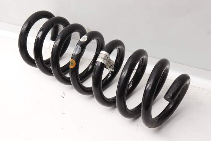 Coil Spring FK725B749HB main product photo