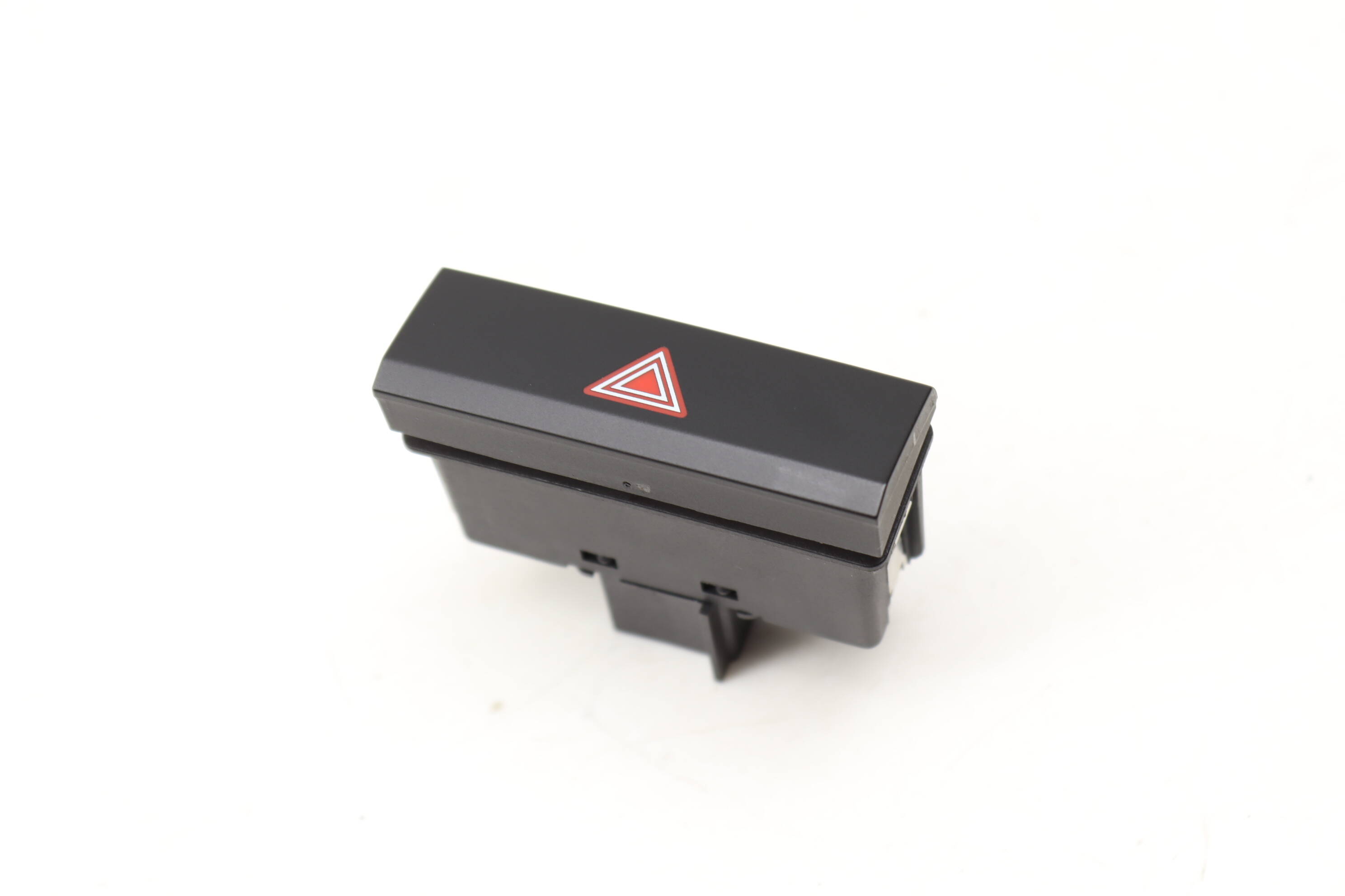 Hazard Switch / Button 7P6953509A