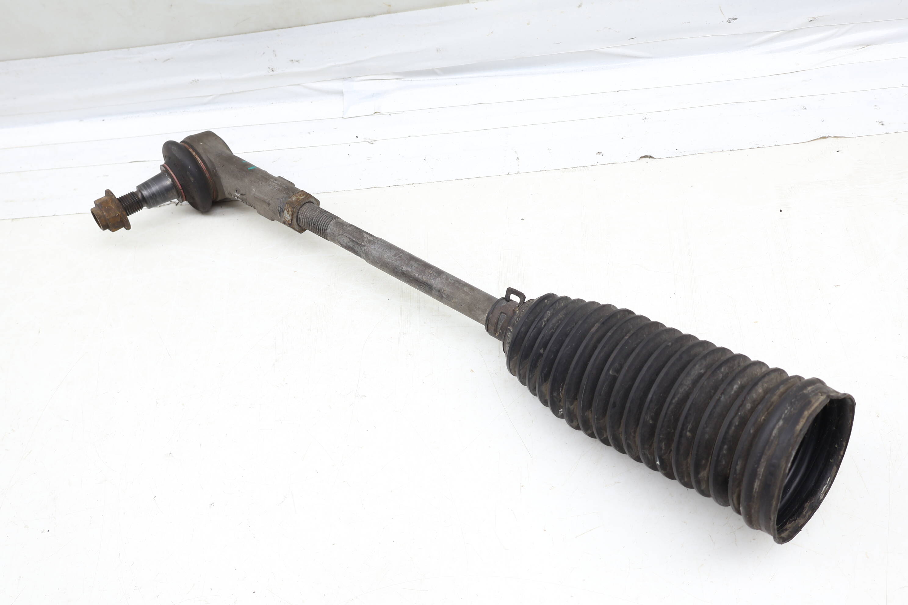 Steering Tie Rod W/ Boot 7L0422804D 95534703222