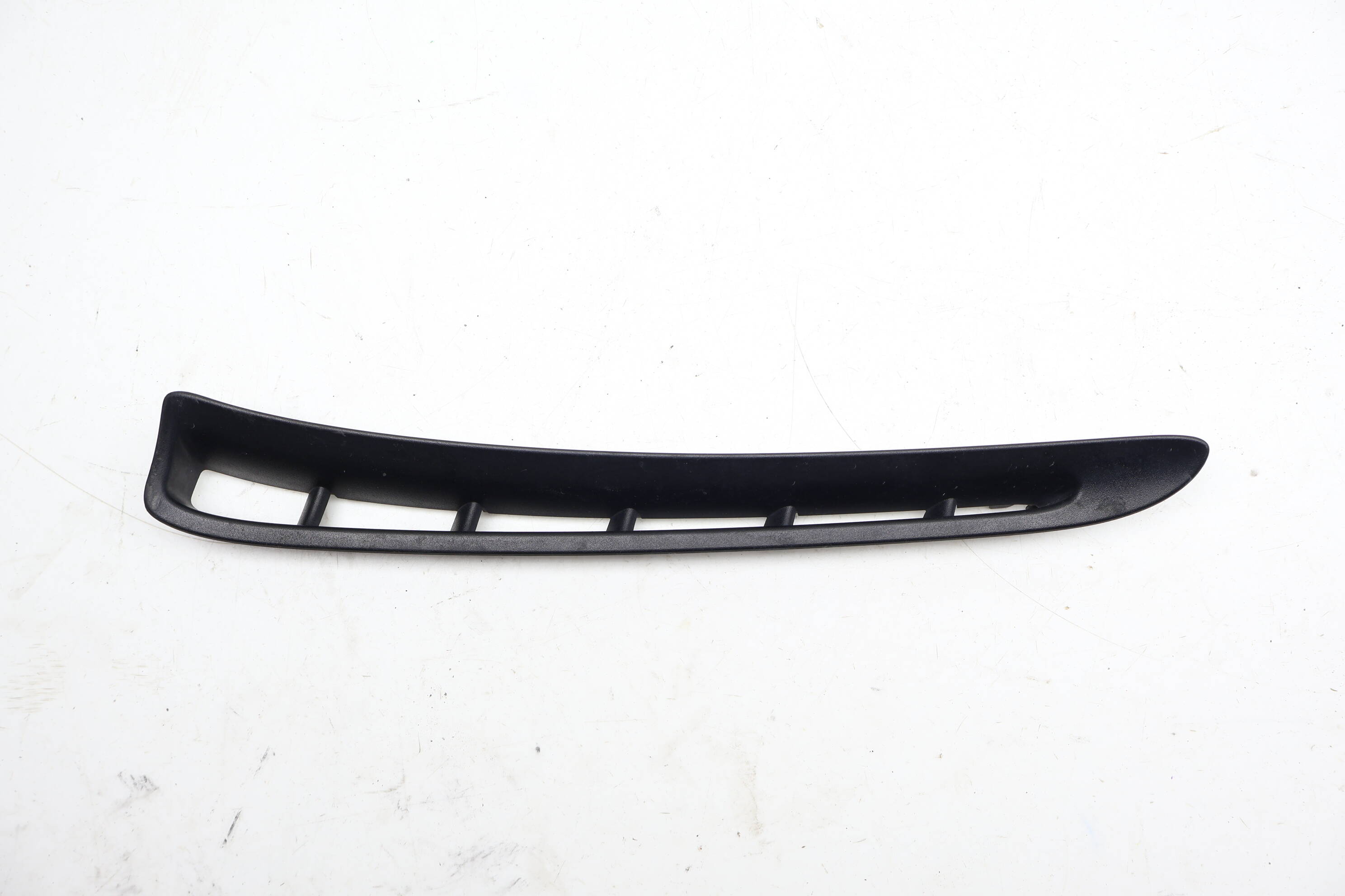Fender Trim / Grille 97050463309