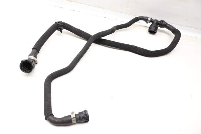 Coolant Hose / Line 17127616039 main product photo