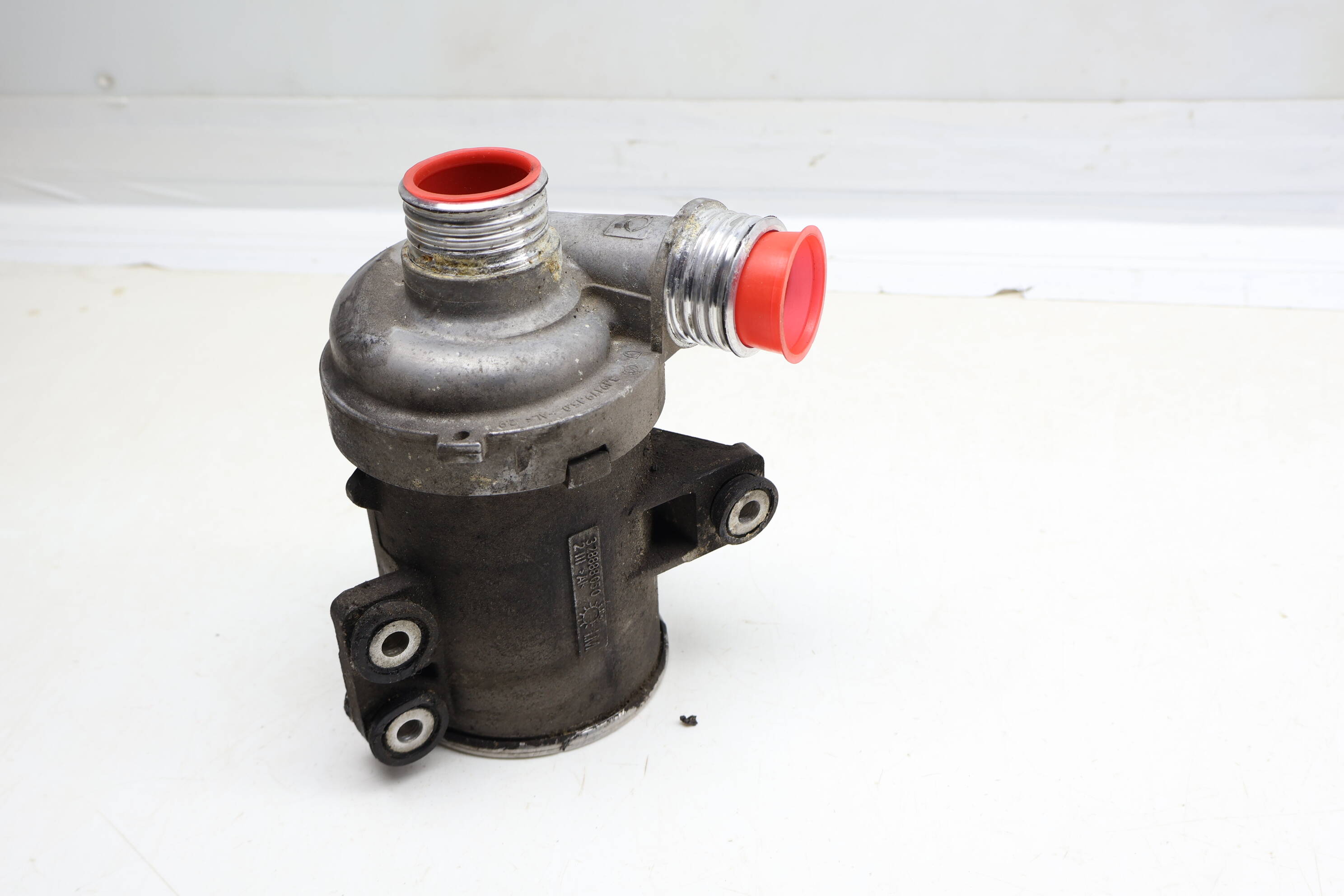 Electric Coolant / Water Pump 11518625097