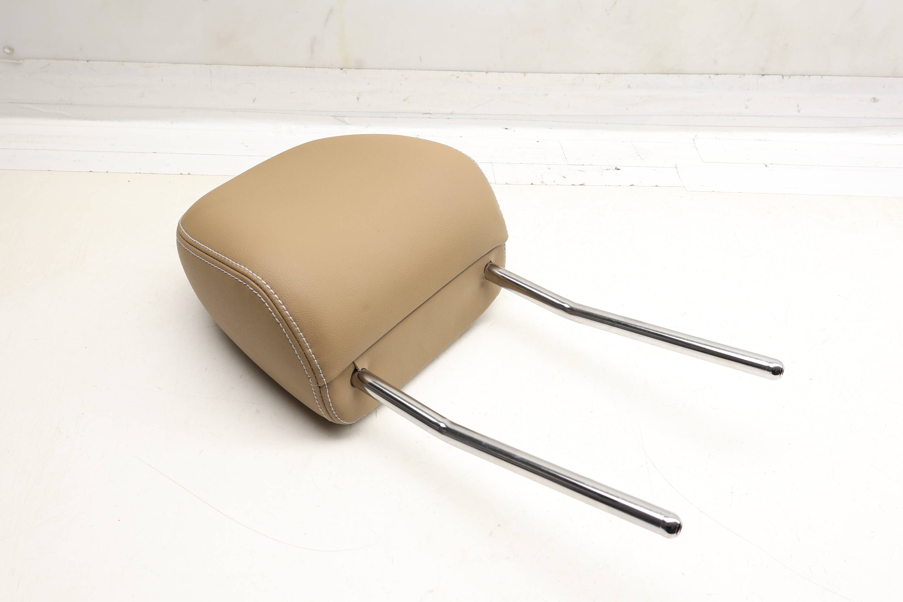 Seat Headrest / Head Rest 3CN881901K