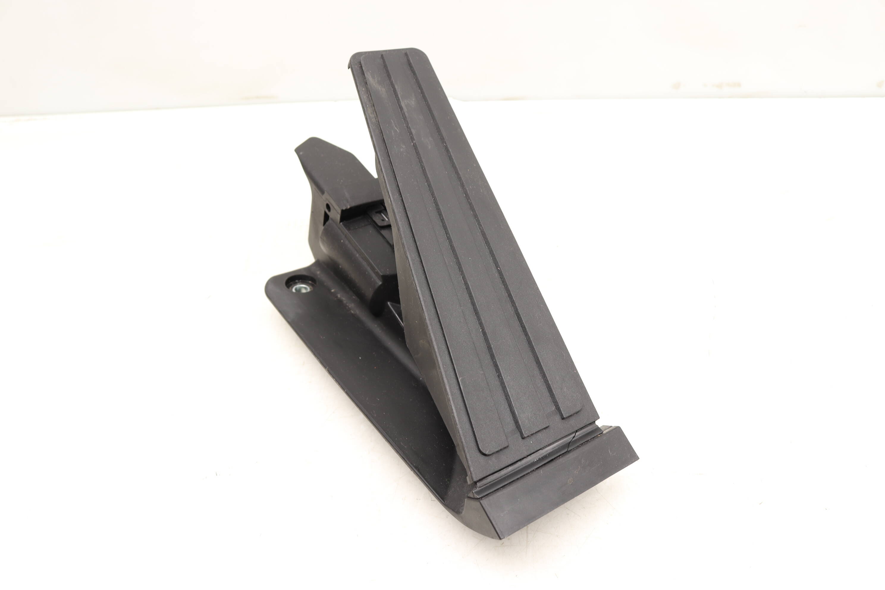 Gas Pedal / Accelerator Module 9J1721507