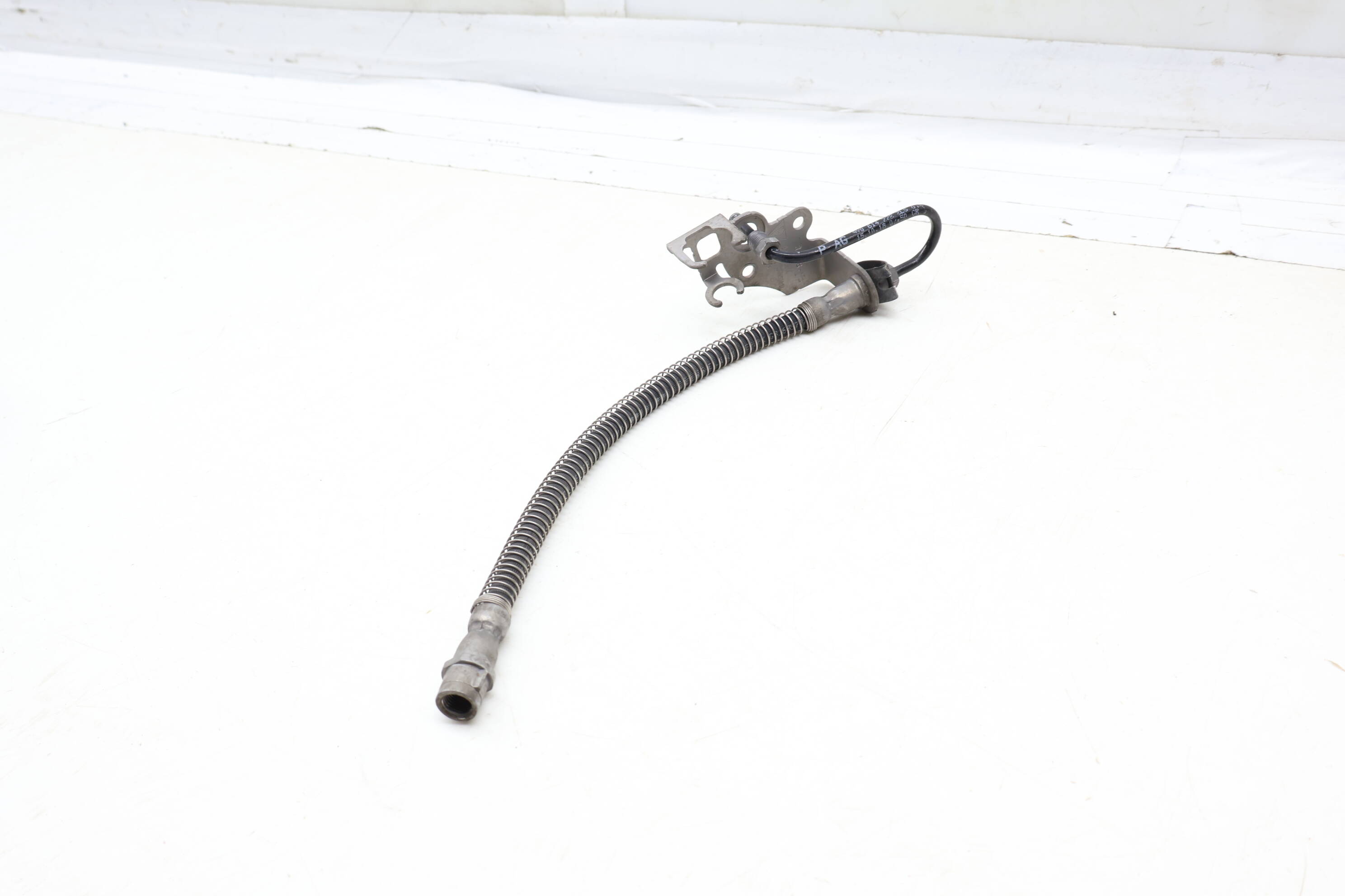 Brake Line / Hose / Pipe W/ Bracket PAB61477200