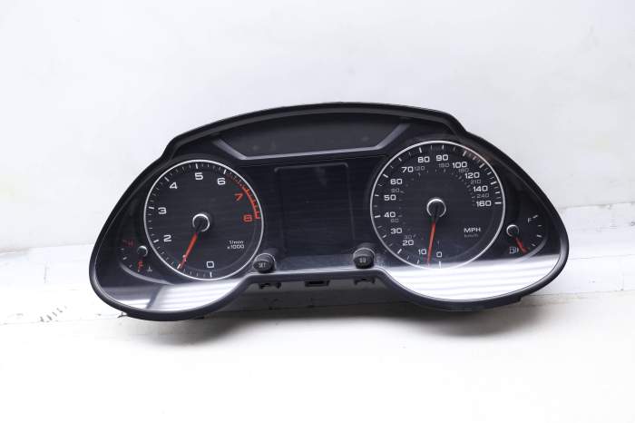 Instrument Cluster / Speedometer 8R0920950R main product photo
