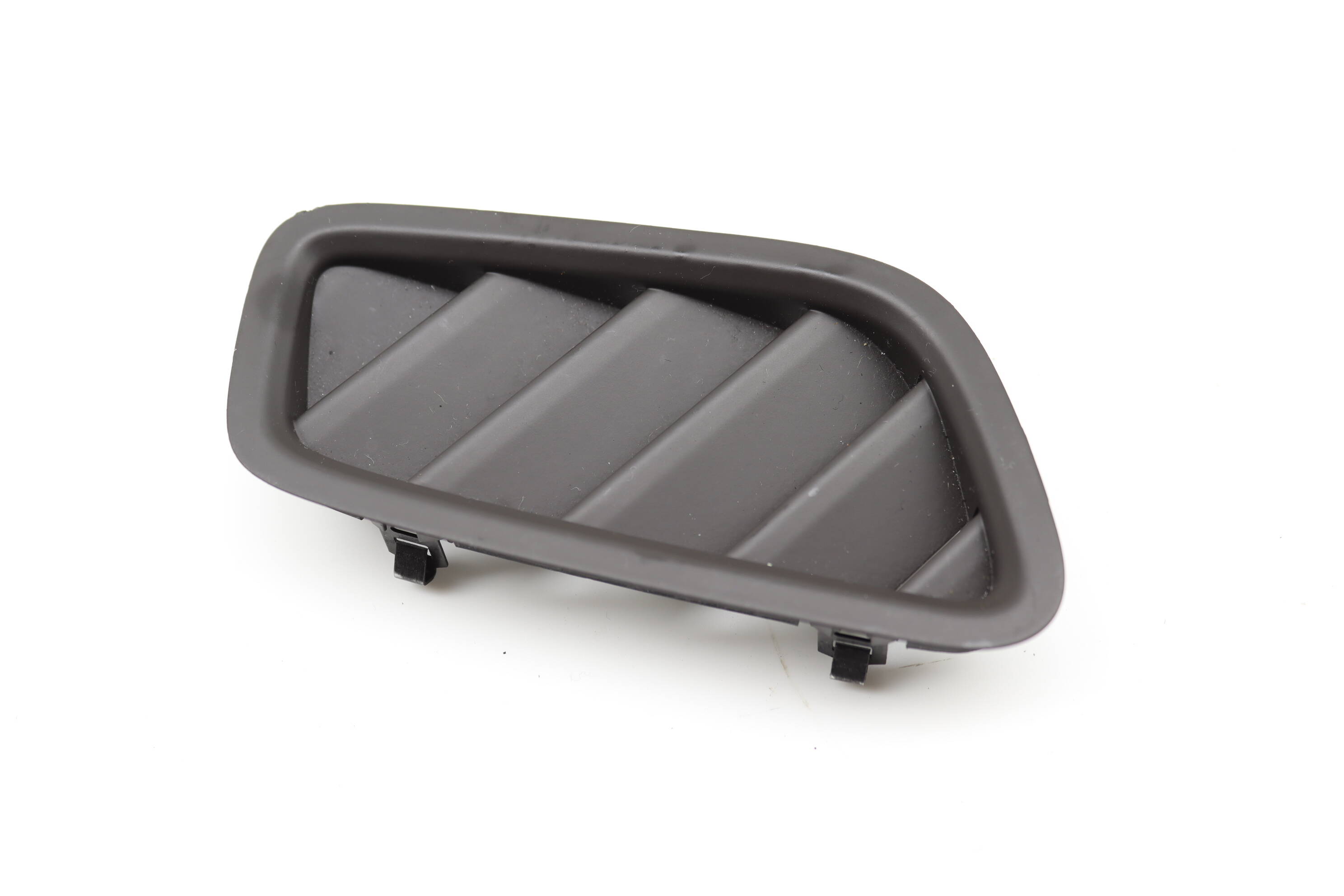 Upper Defrost Air Vent 95B819706A