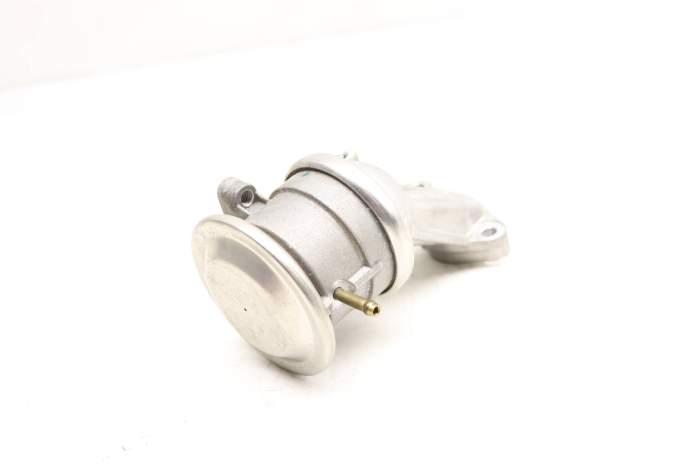 Egr / Combi Valve 06E131101M main product photo