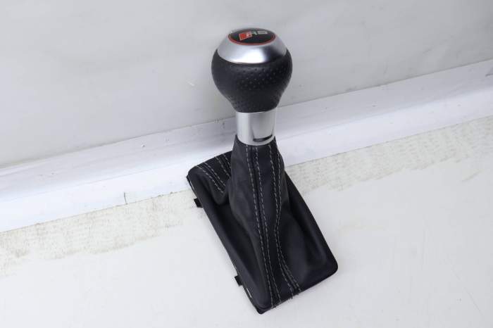 Rs Automatic Shifter Knob W/ Boot 8K1713139Q main product photo