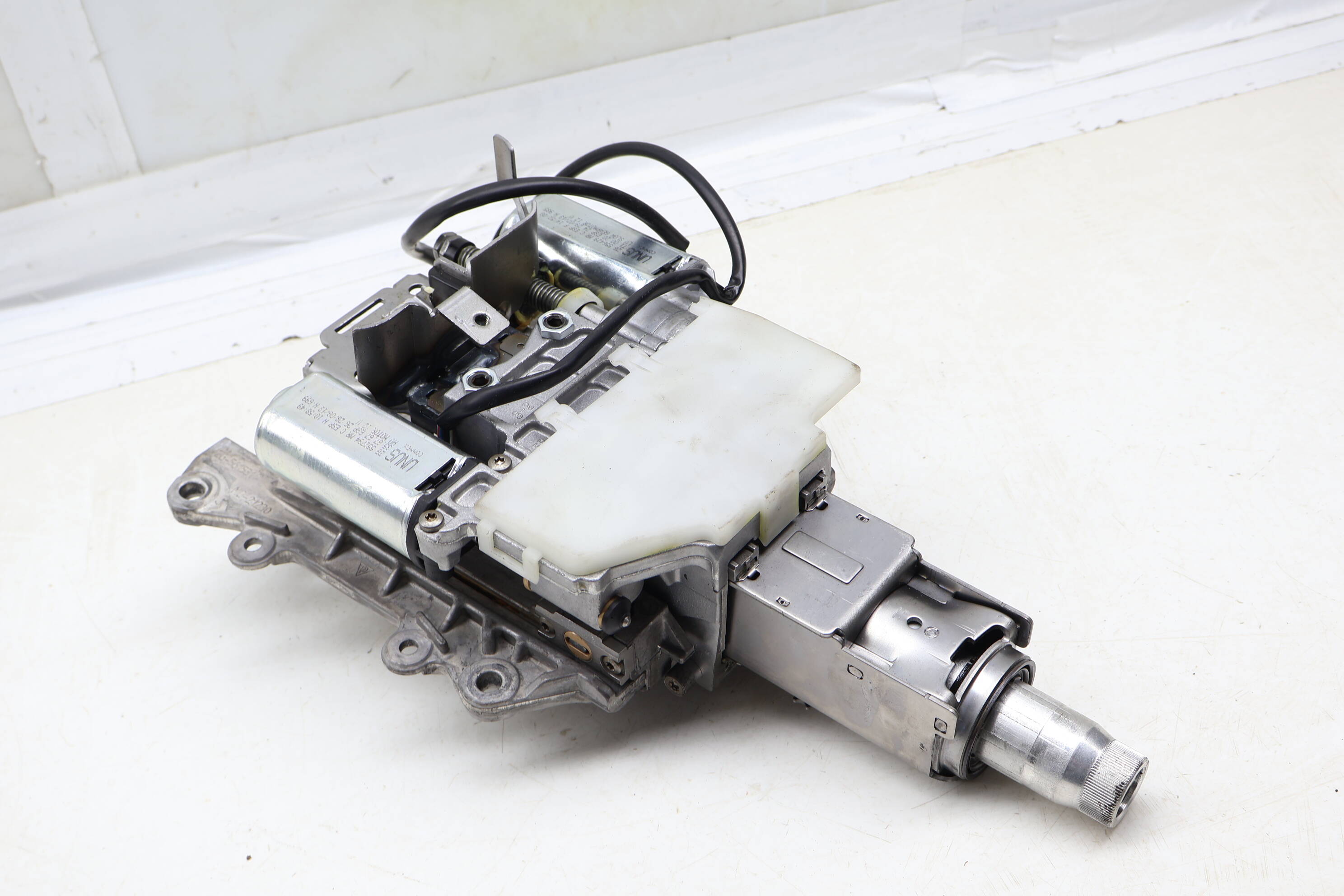 Electric Adjustable Steering Column 7L8419501AP