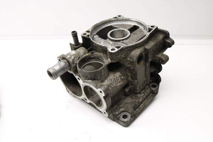 Engine Oil Filter Assembly 07Z115389J main product photo