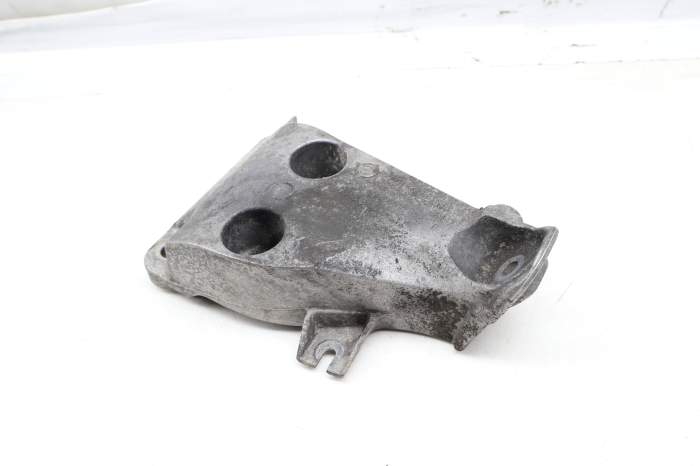 Engine / Motor Mount Bracket 22116785695 main product photo