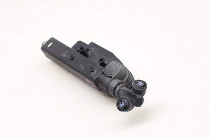 Headlight Washer Sprayer Jet 4E0955965A main product photo
