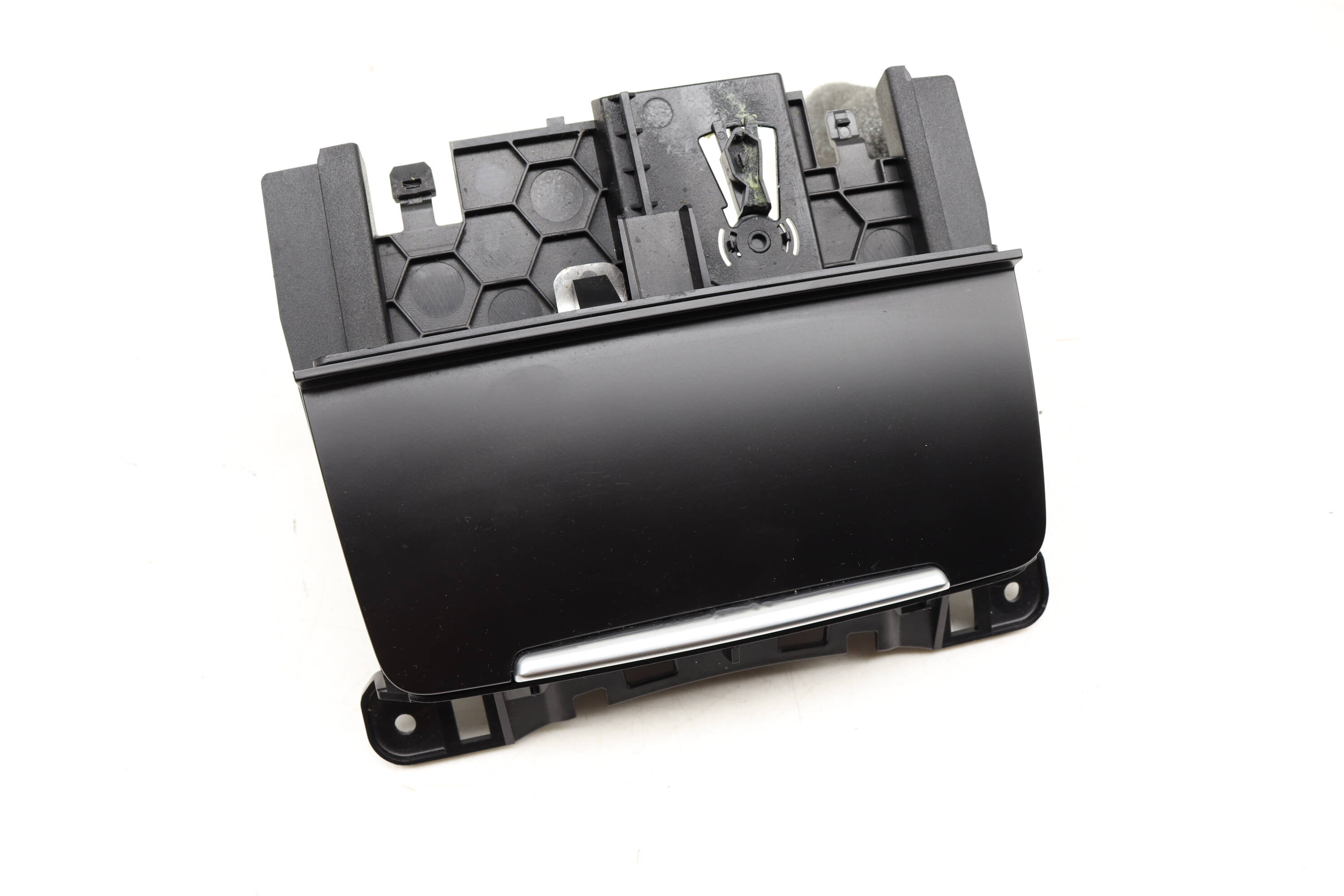 Ashtray / Cigarette Lighter 8K0857951