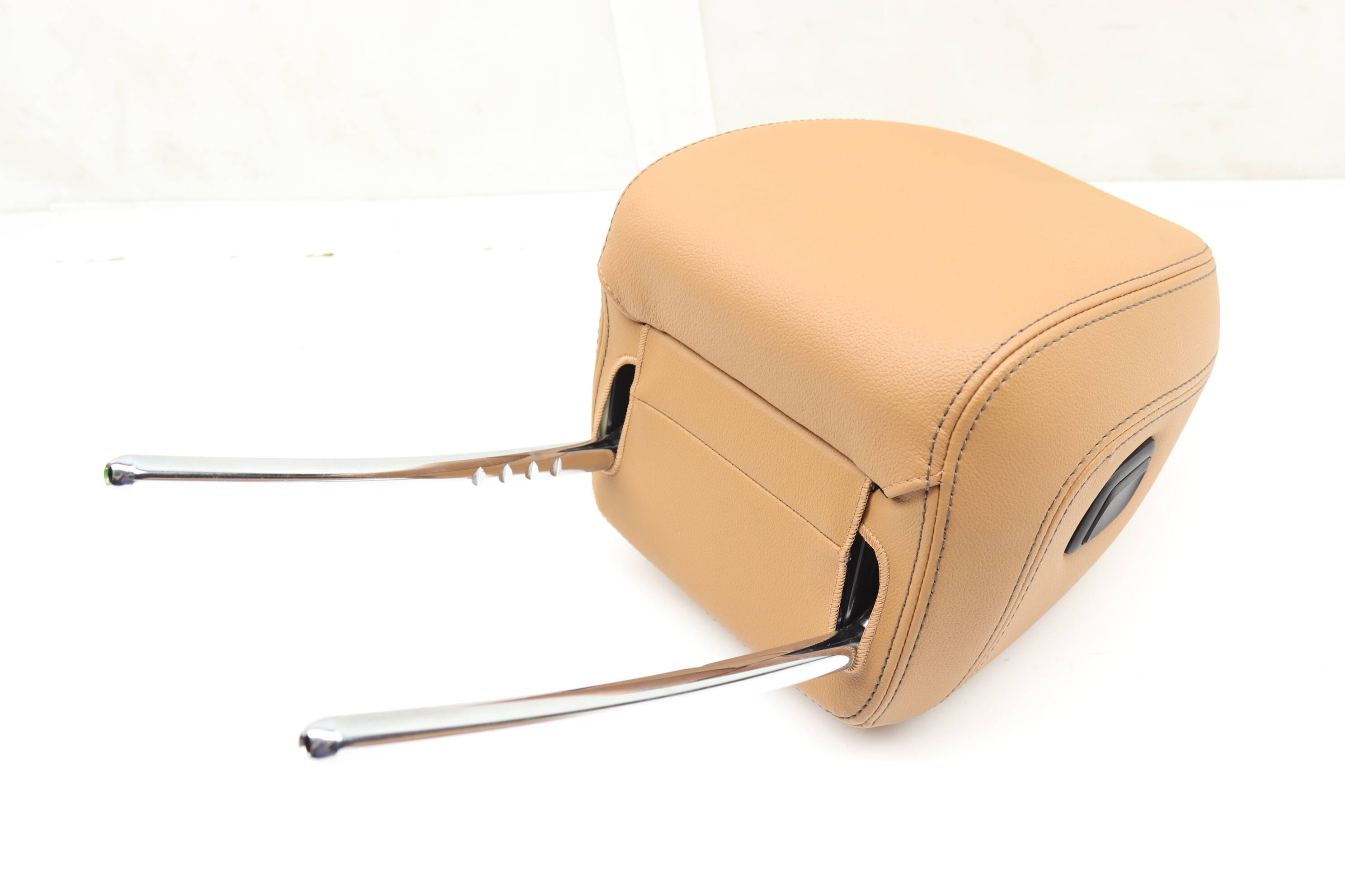 Headrest / Head Rest 52107470247