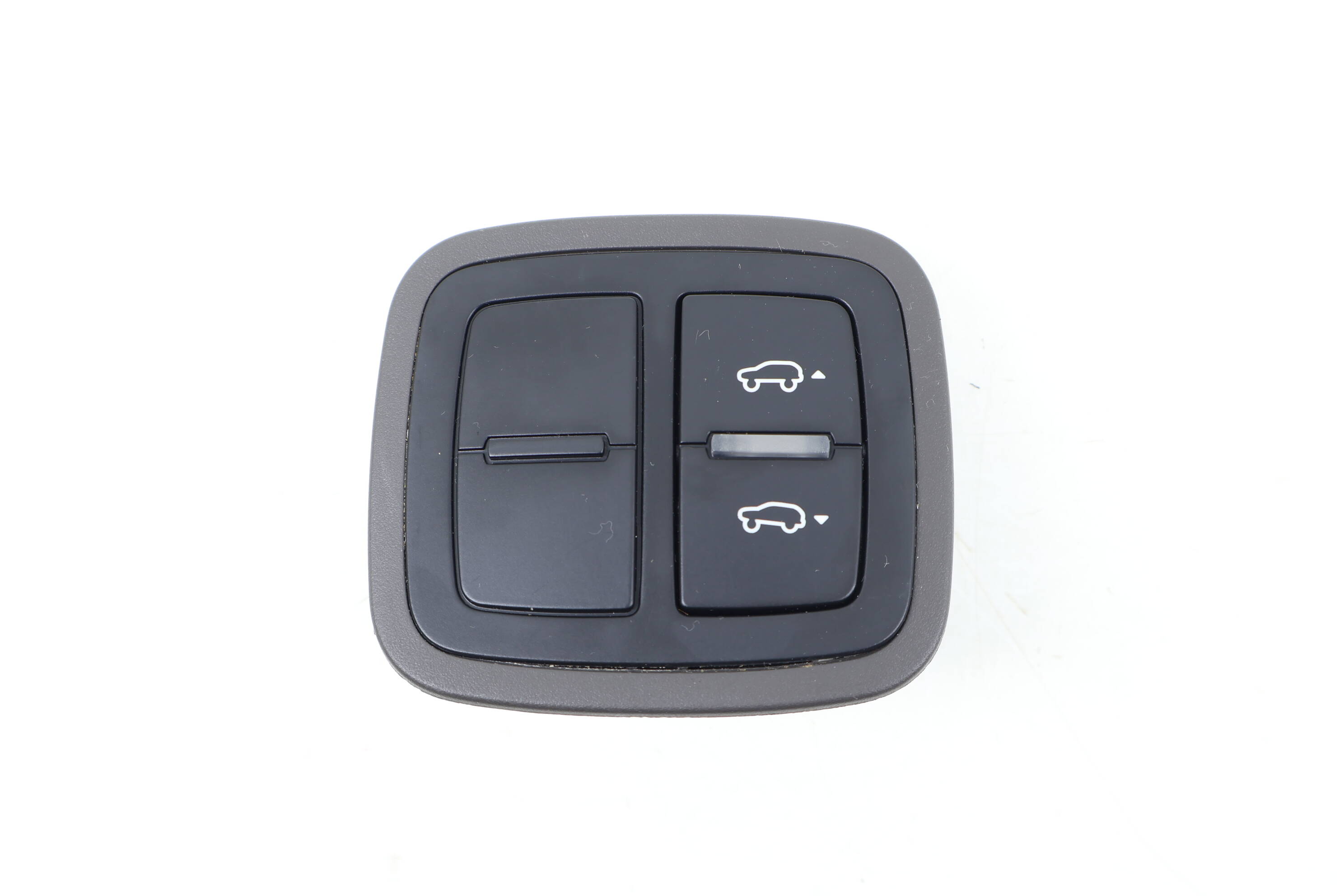 Lowering Tow Hitch Switch 95B959511B