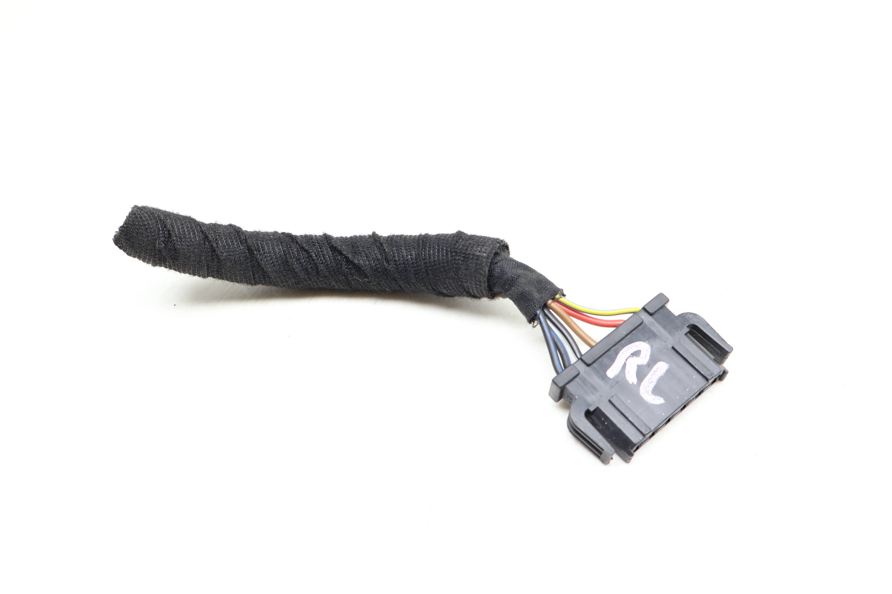 Tail&#x20;Light&#x20;&#x2F;&#x20;Lamp&#x20;Wiring&#x20;Connector&#x20;Pigtail&#x20;893971636