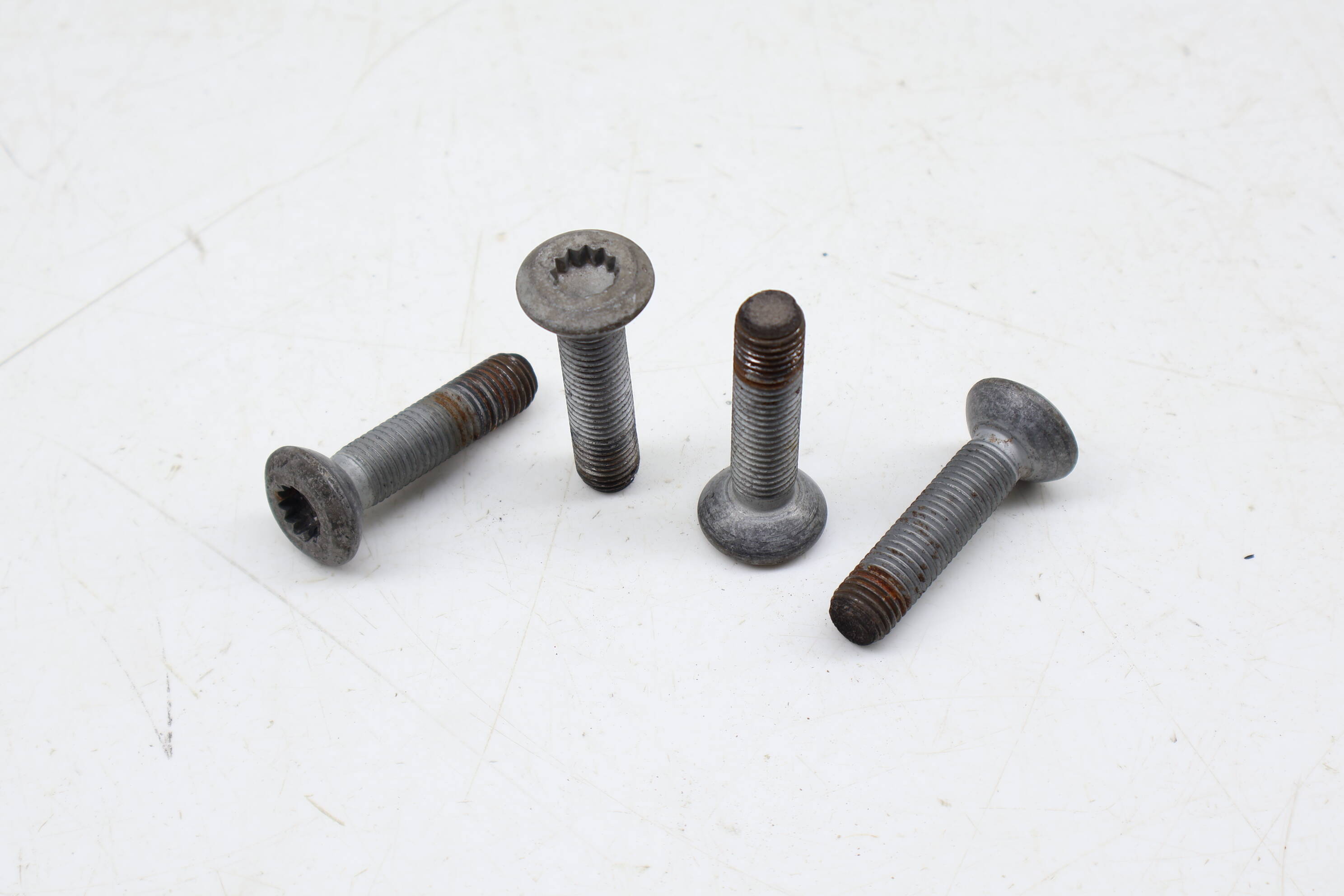Wheel Bearing / Spindle Screw Set (4) WHT000237A