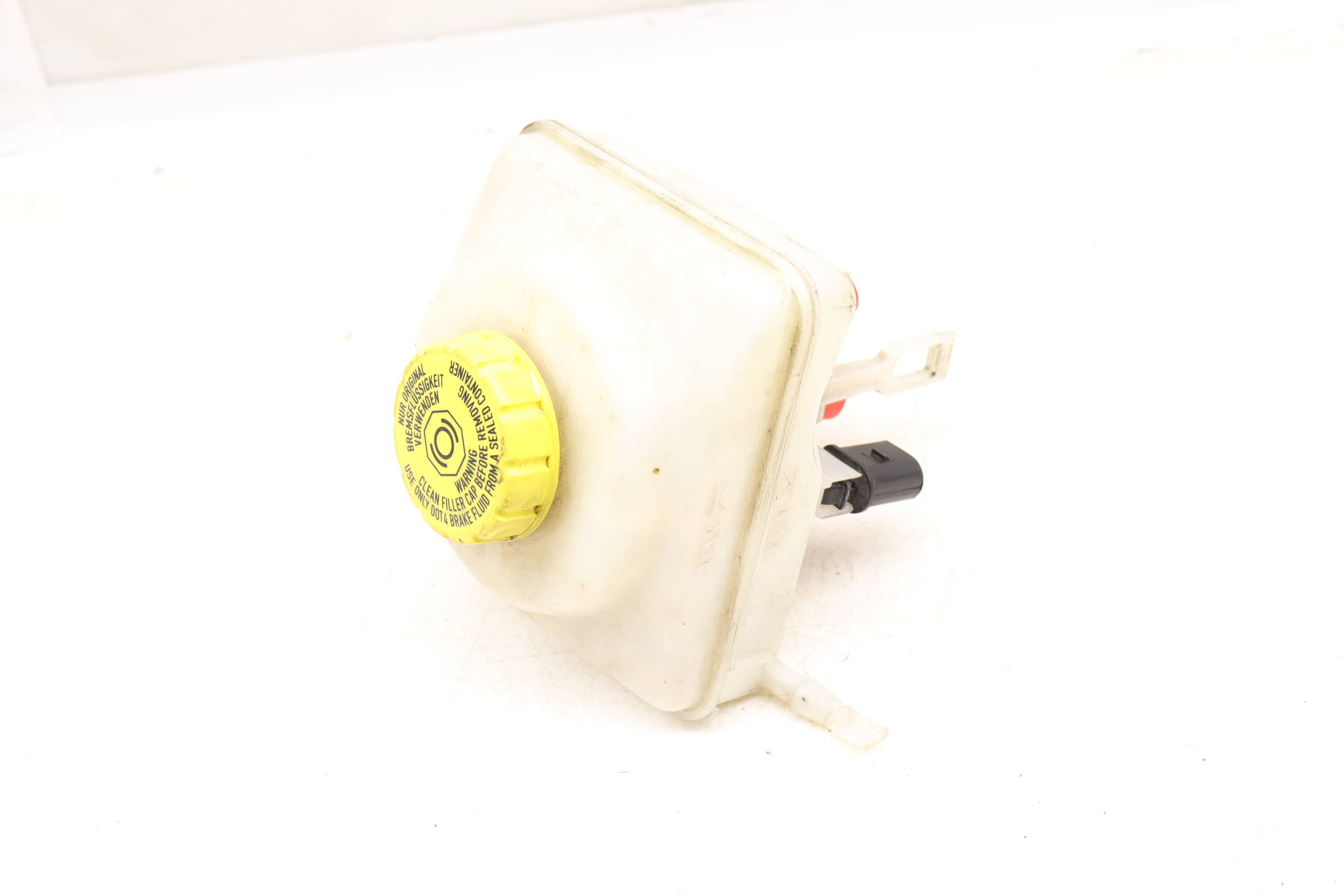 Brake Fluid Reservoir / Tank 97035501300