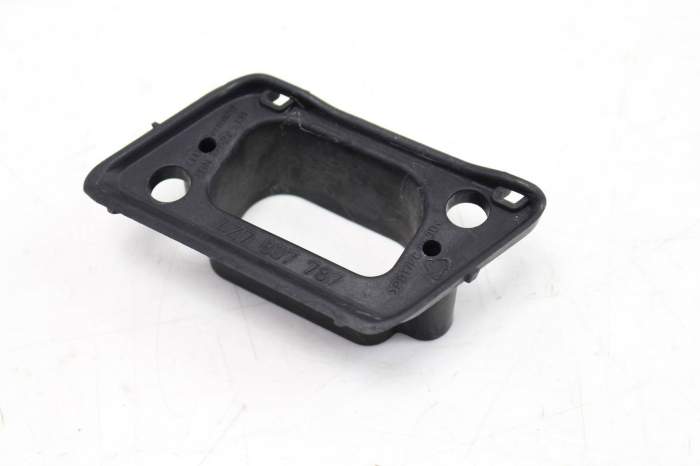 Headlight Washer Sprayer Guide 4Z7807787 main product photo