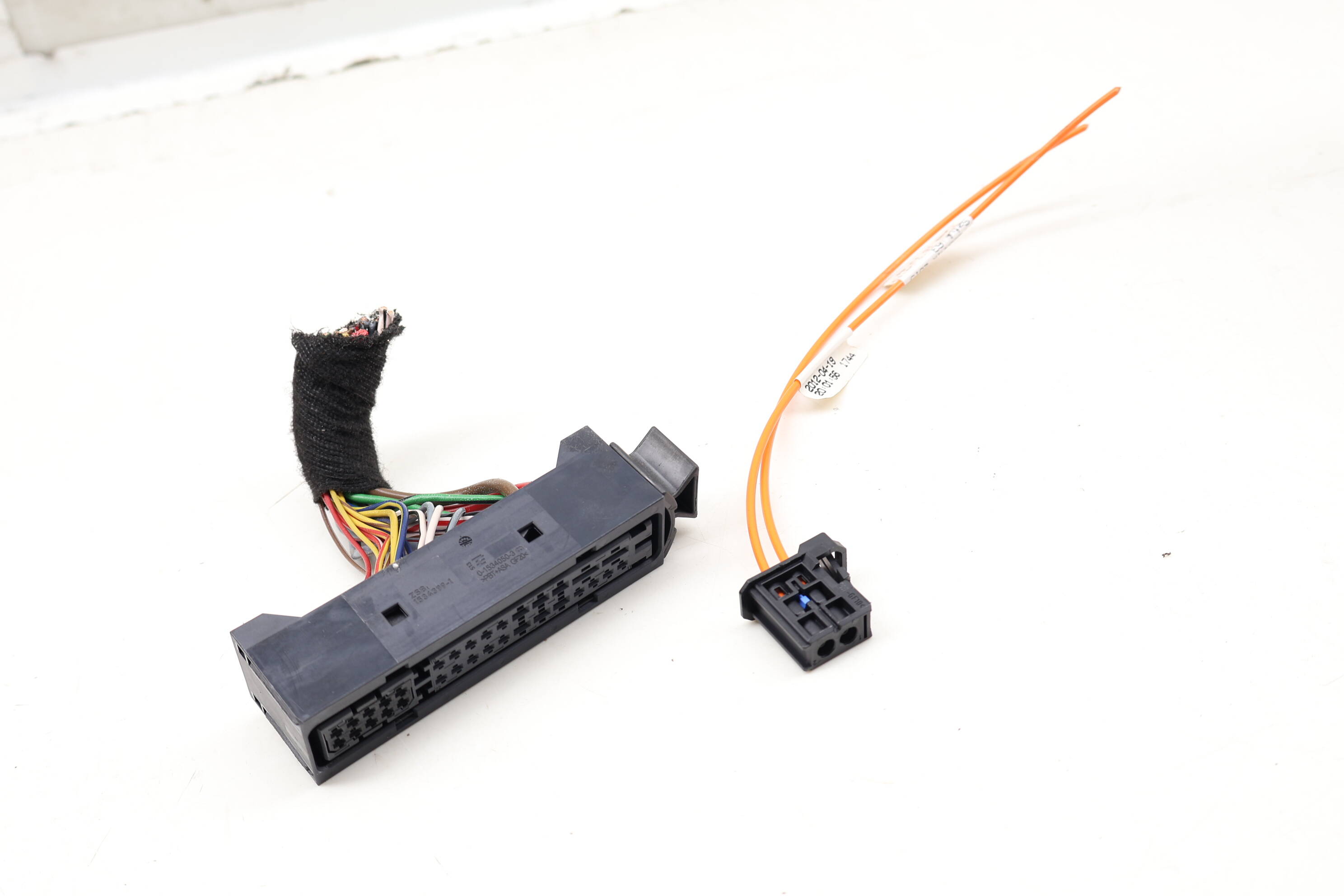 PORSCHE 電源ケーブル Amazon.com: Engine Crankshaft Position Sensor Compatible