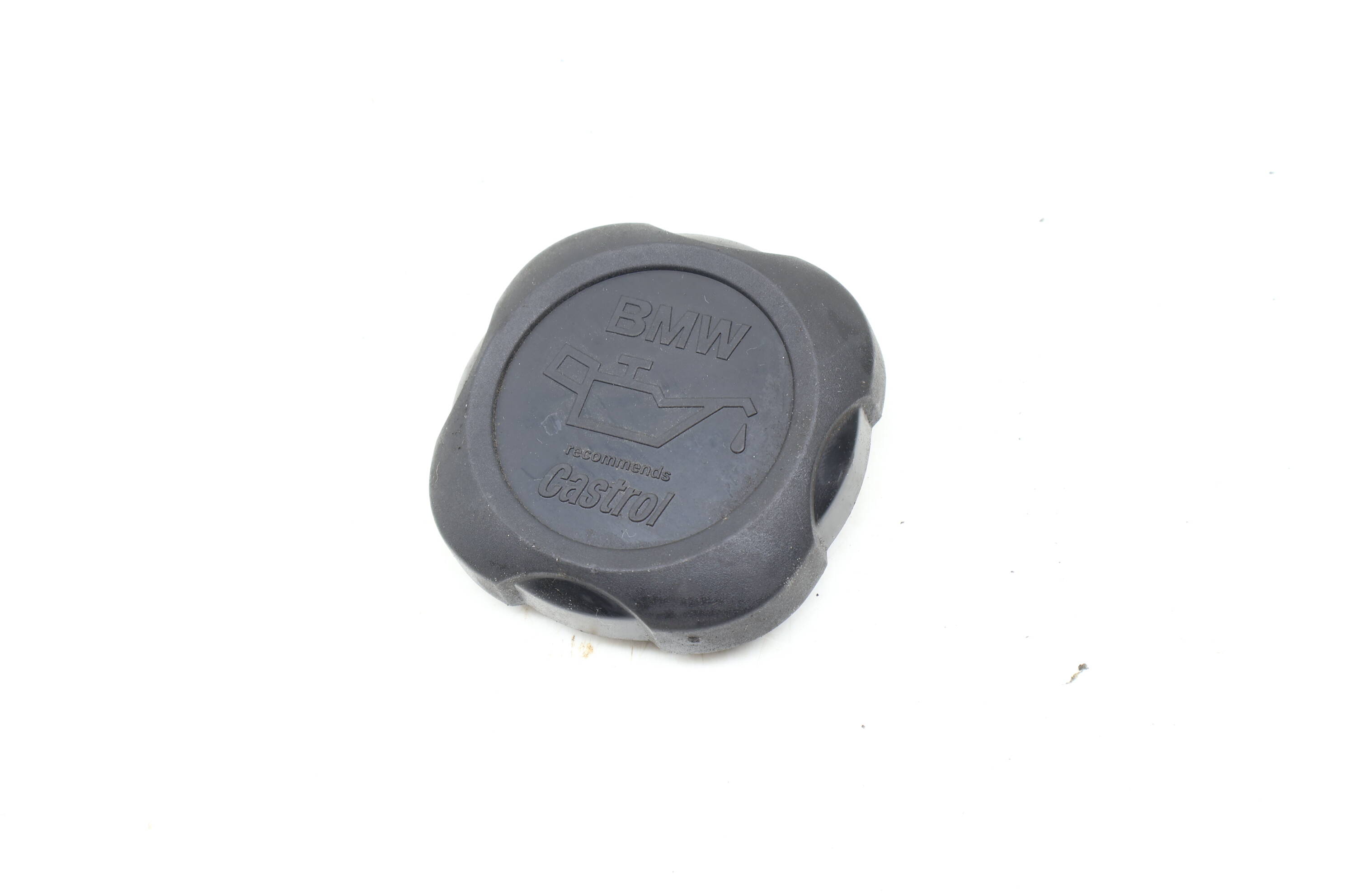 Engine&#x20;Oil&#x20;Cap&#x20;11127560481