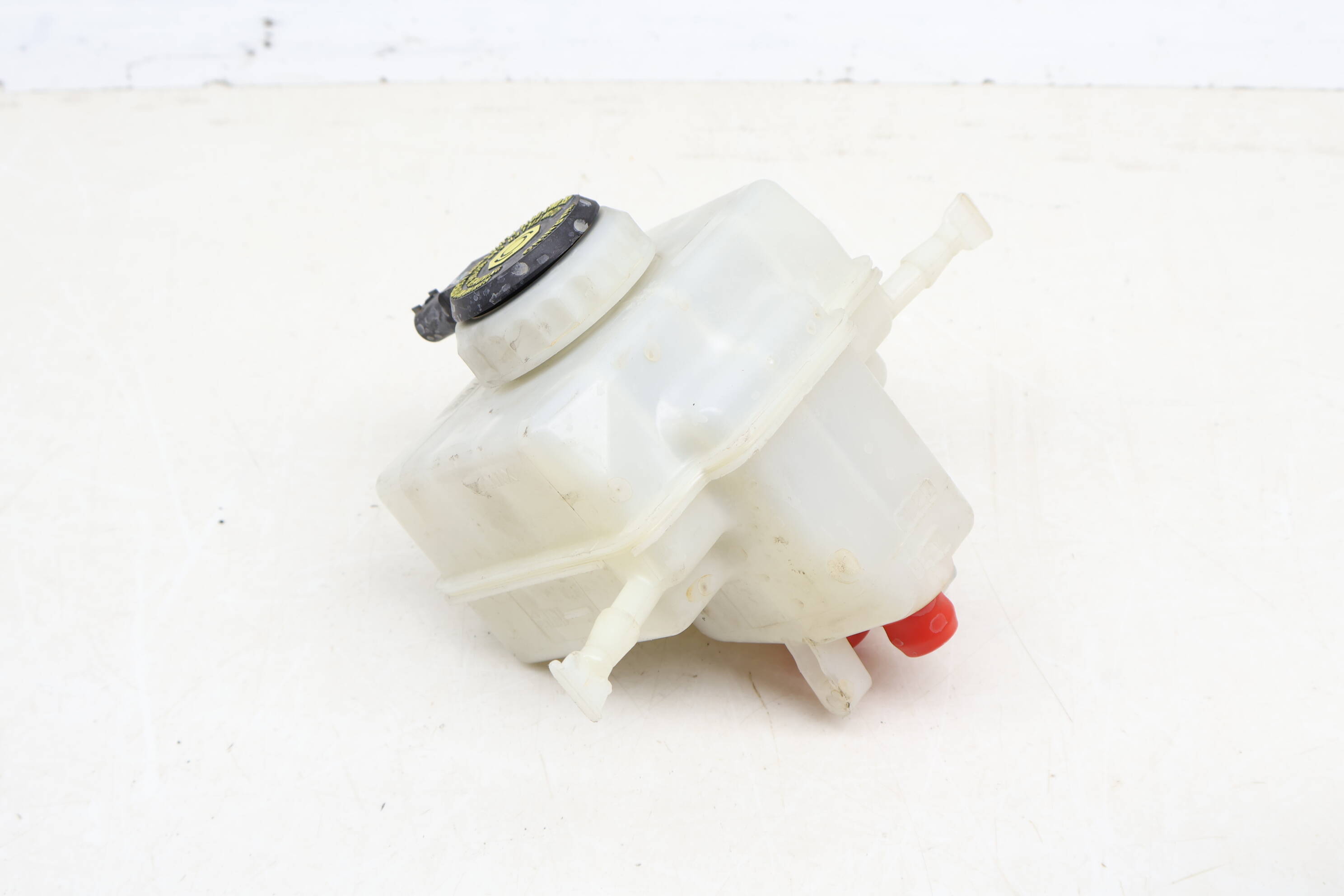 Brake Fluid Reservoir / Tank / Bottle 34336771718