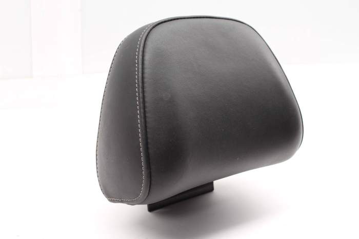 Headrest / Head Rest 8F0885973Q main product photo
