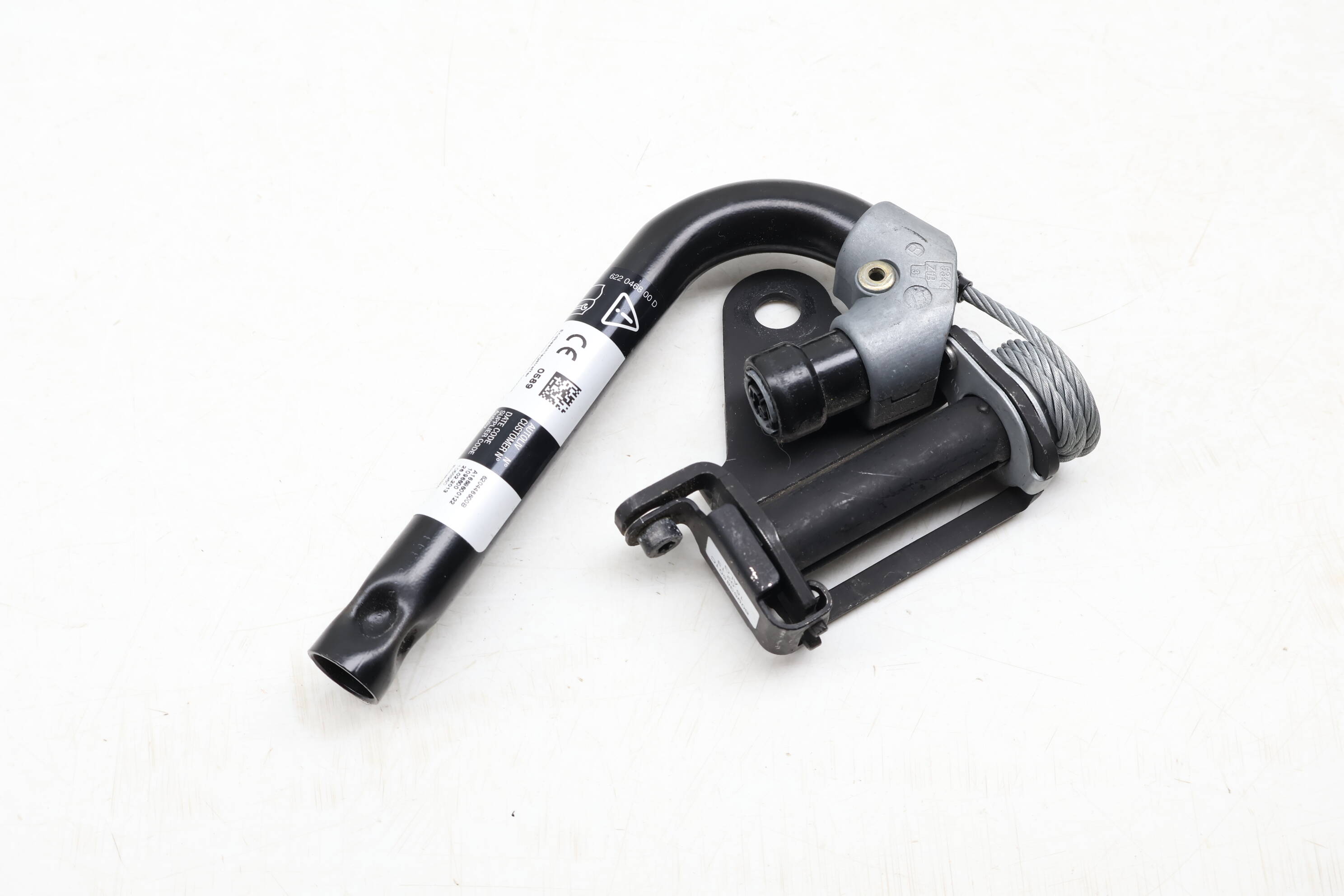 Seat Belt / Seatbelt Pretensioner Anchor 1668600122