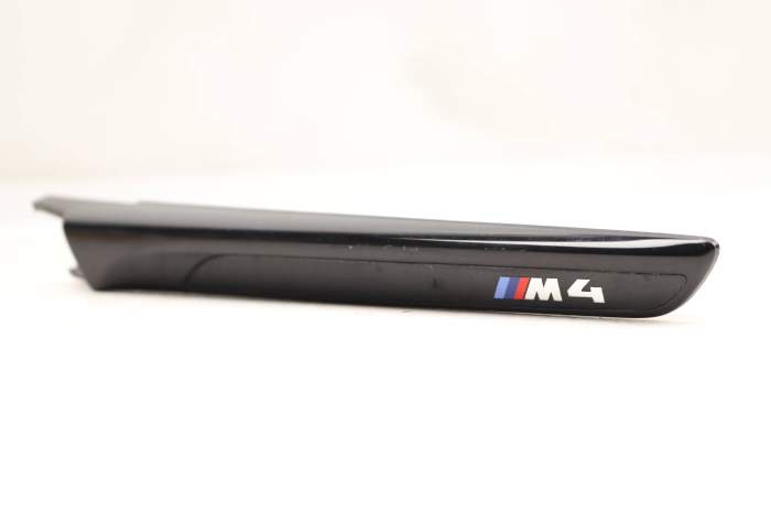 Fender Trim (M4) 51712356983 main product photo