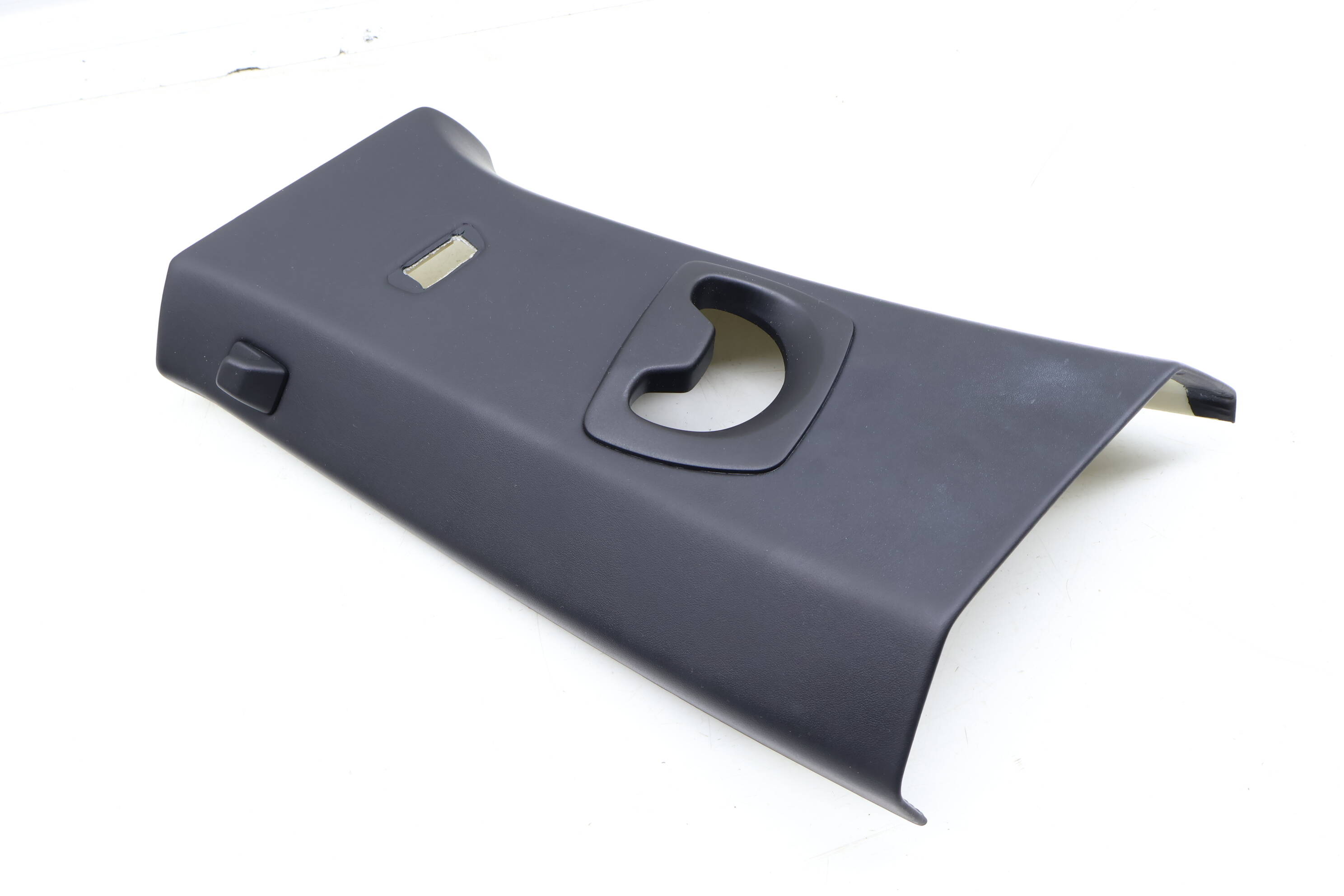 Upper B Pillar Trim / Cover 51437309643