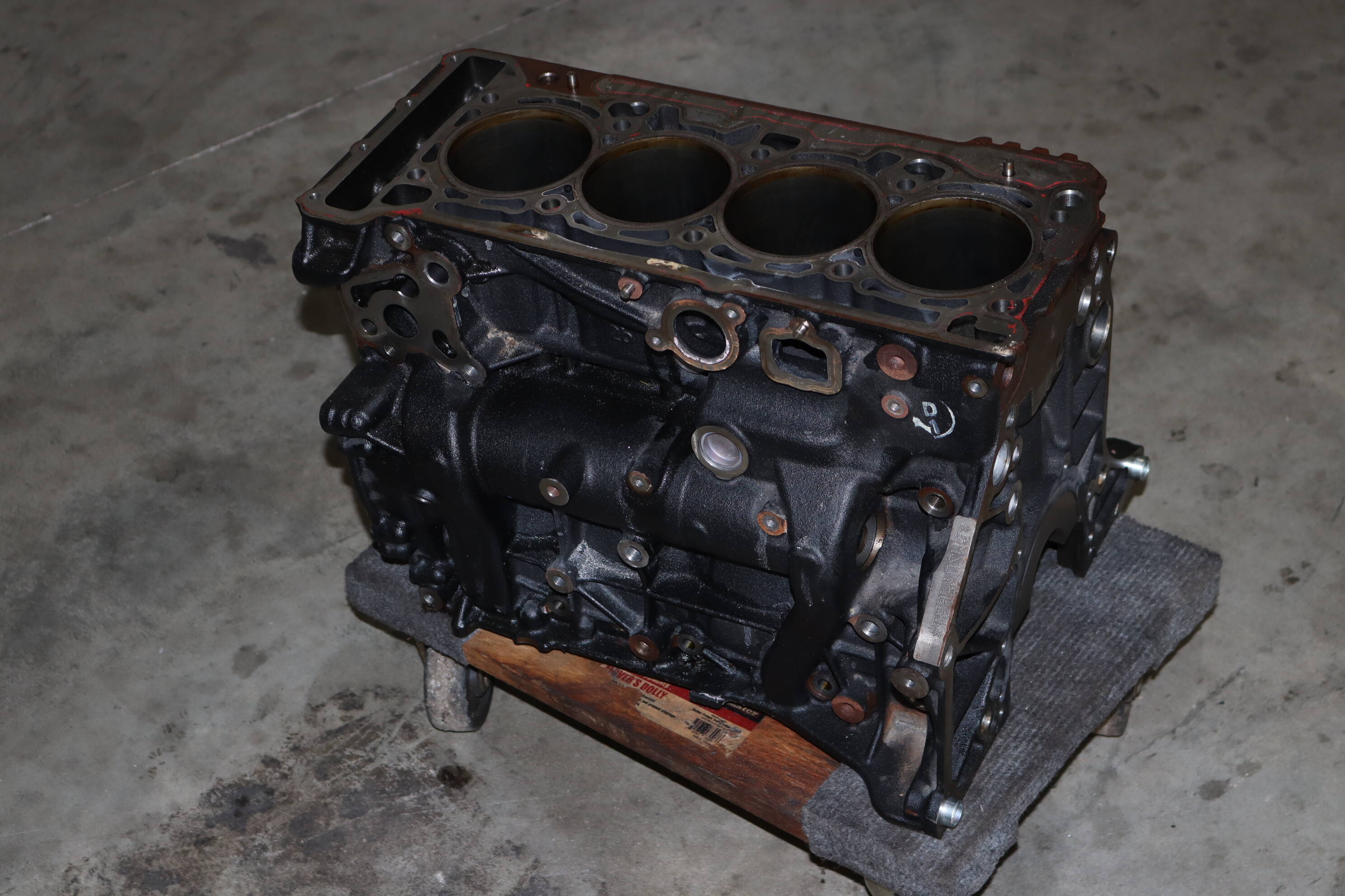 Engine&#x20;Short&#x20;Block&#x20;&#x2F;&#x20;Crankcase
