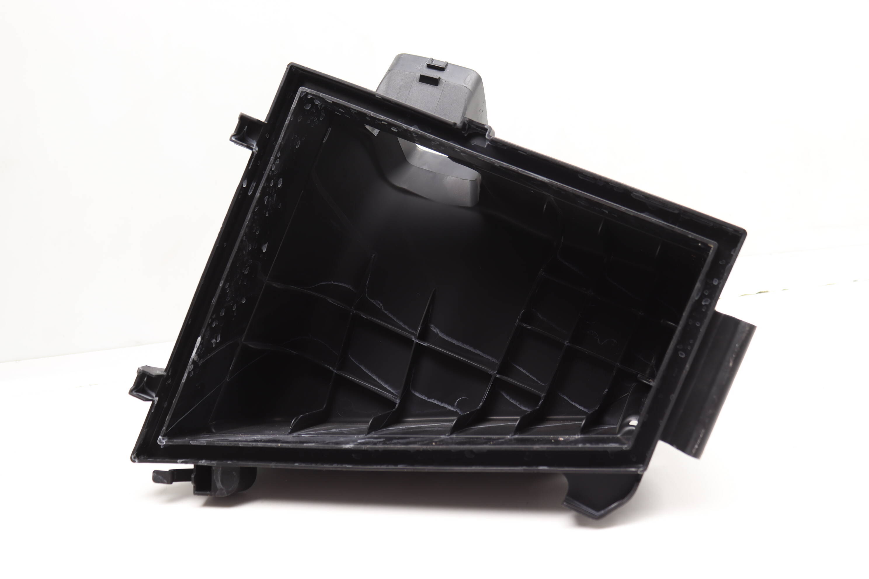 BMW Engine Air Filter Box / Housing (Upper) (Z4) 13717613822