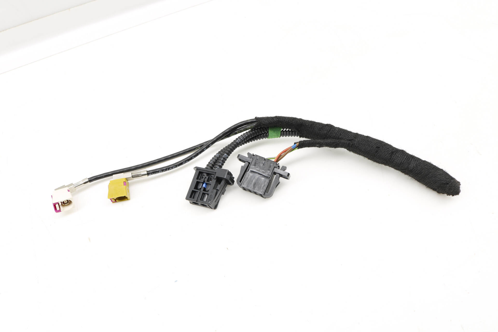 K-Box Radio Tuner Receiver Wiring Connector / Pigtail